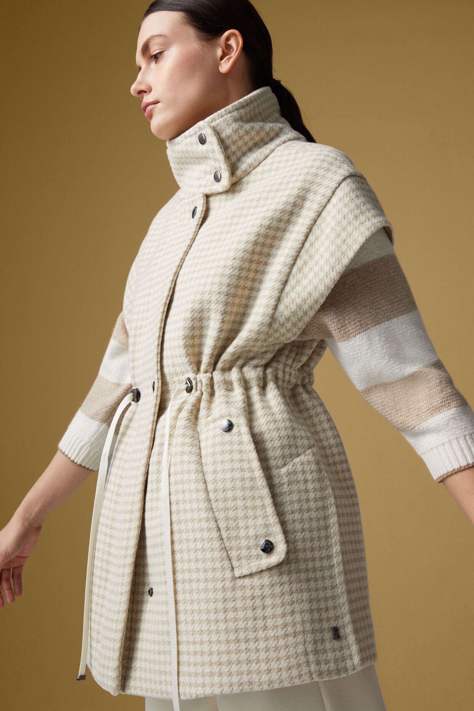Elaia vest in Off-white/Beige - 6