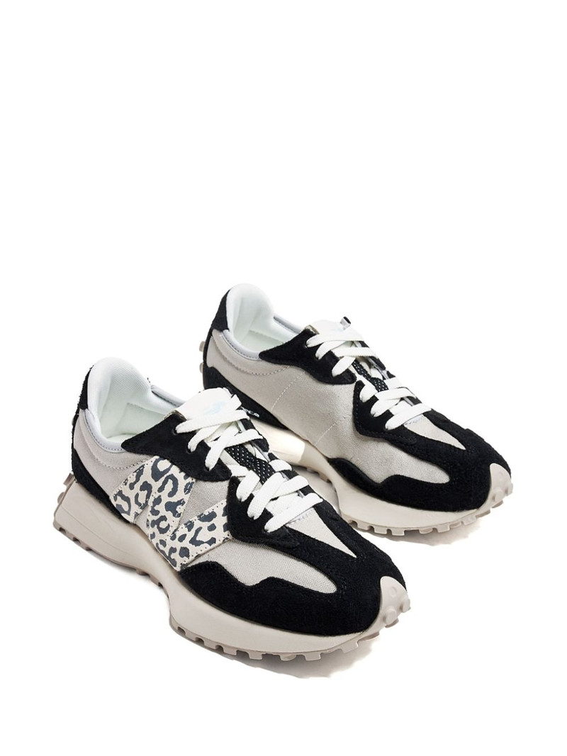 New Balance 327 sneakers outlook