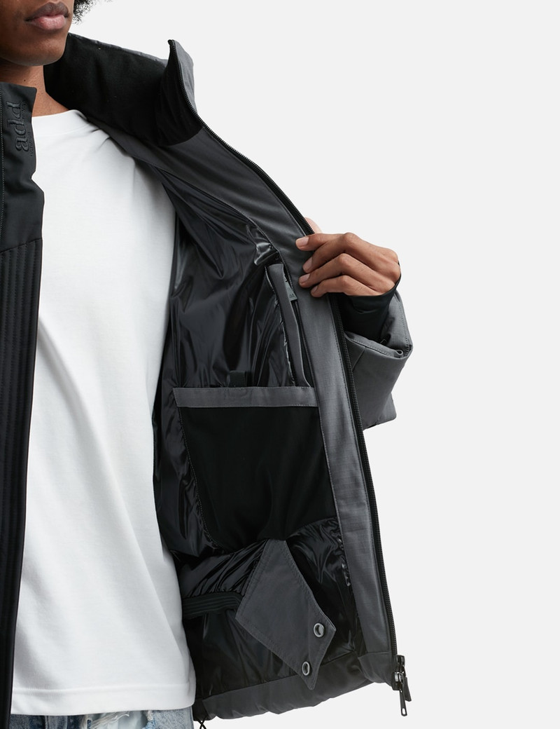 WHO DECIDES WAR X ADD DOWN BOMBER WITH DETACHABLE HOOD 10