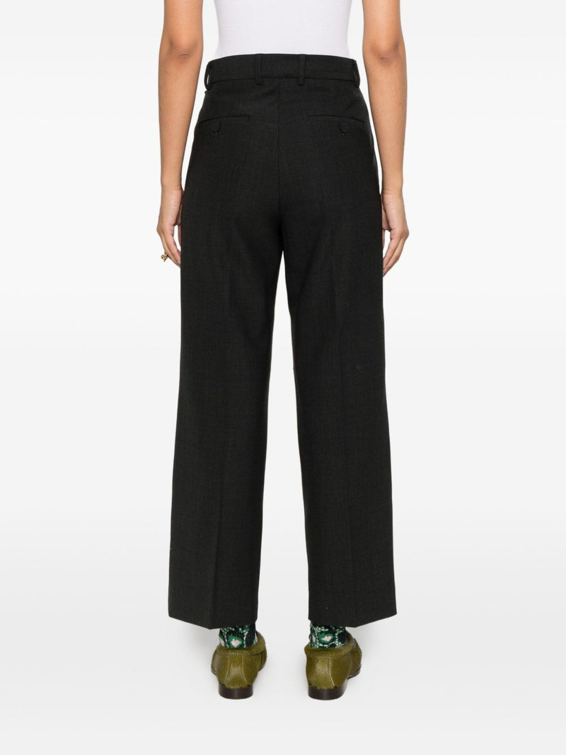 front-pockets trousers 4