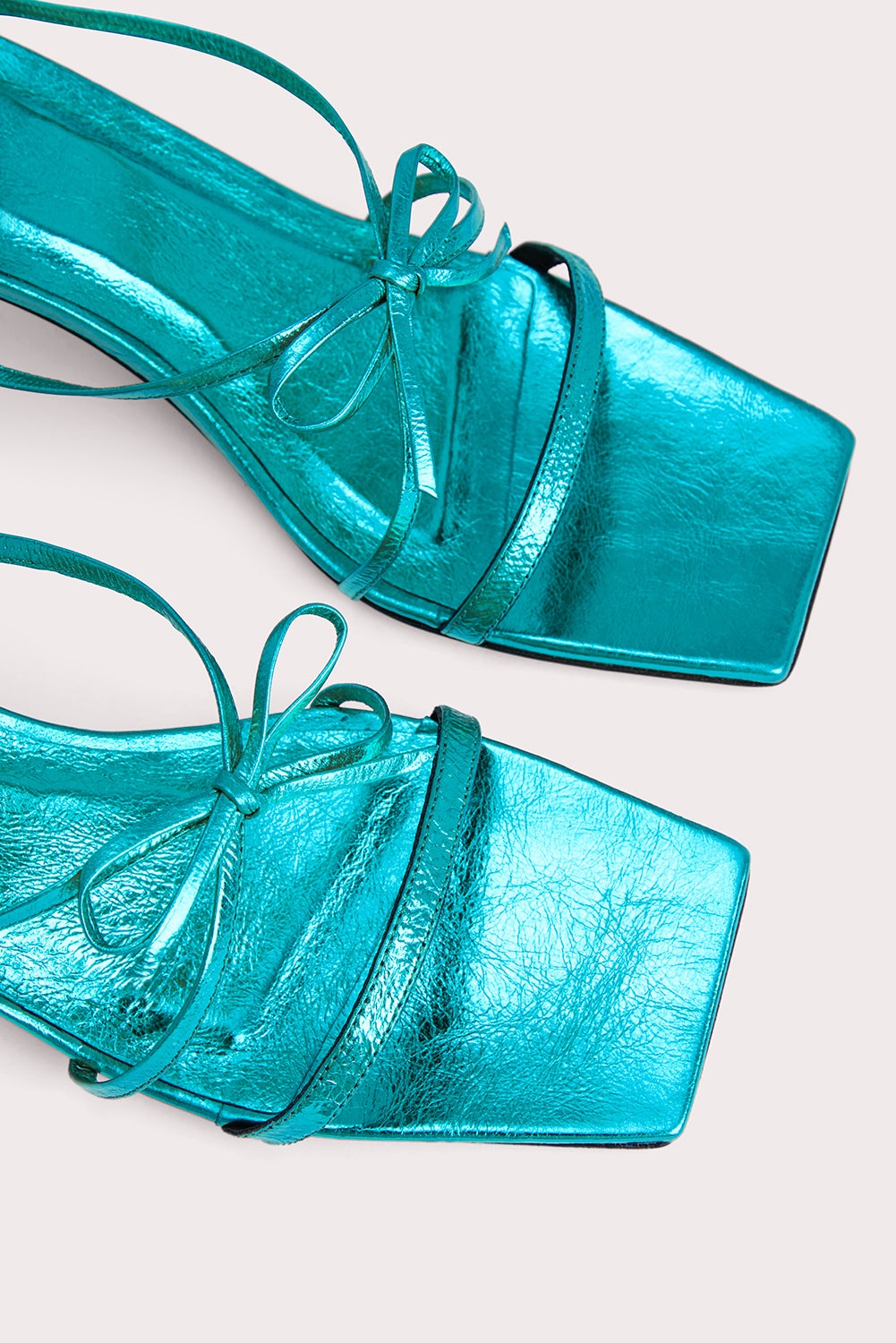 June Aquamarine Metallic Leather - 4