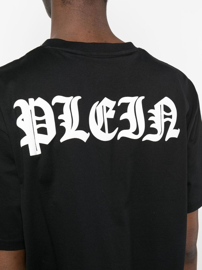 gothic logo-print T-shirt 5