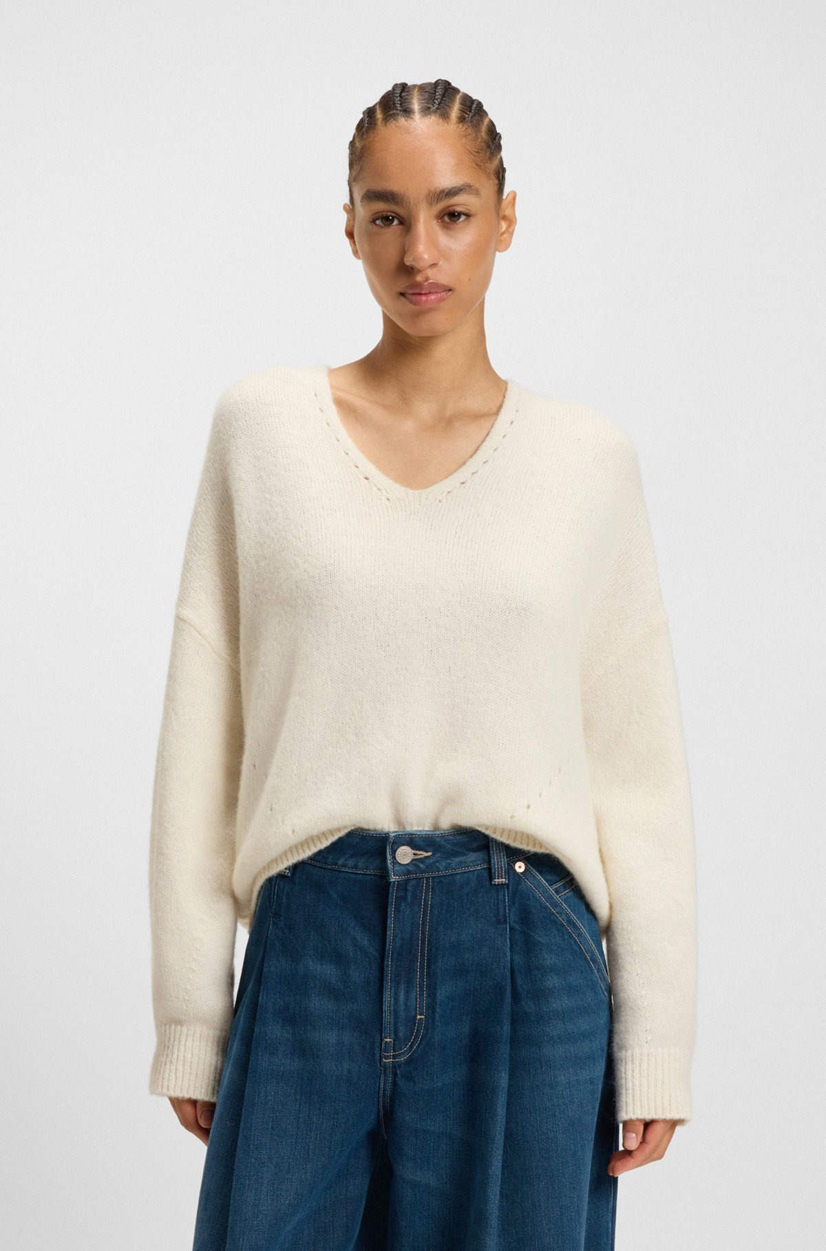 V-NECK SWEATER IN ITALIAN YARN - 2