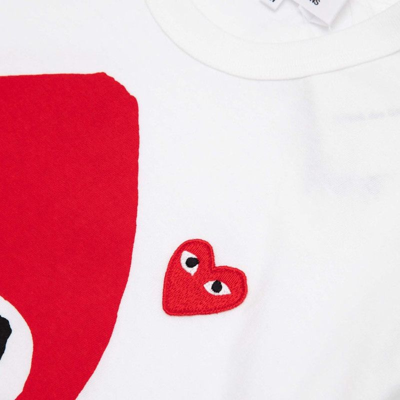 Comme des Garçons PLAY POLKA DOT WITH UPSIDE DOWN HEART S/S T-SHIRT outlook
