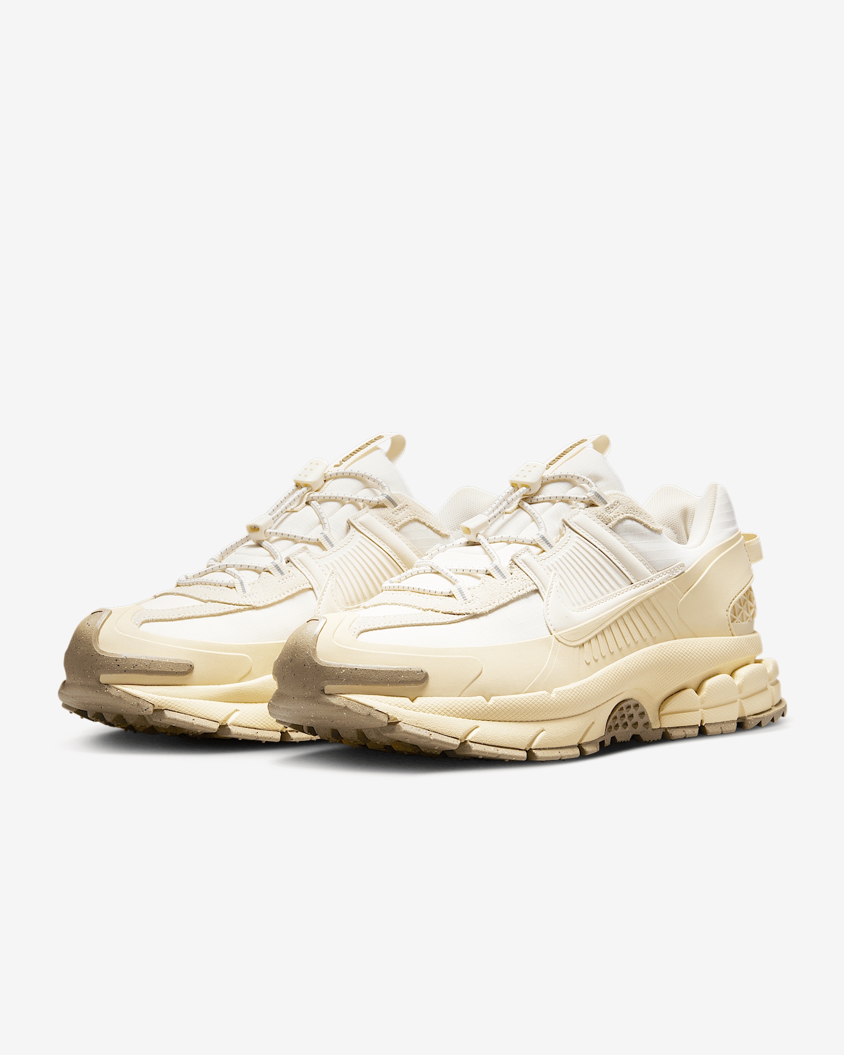 Nike Zoom Vomero Roam Men's Winterized Shoes - 5