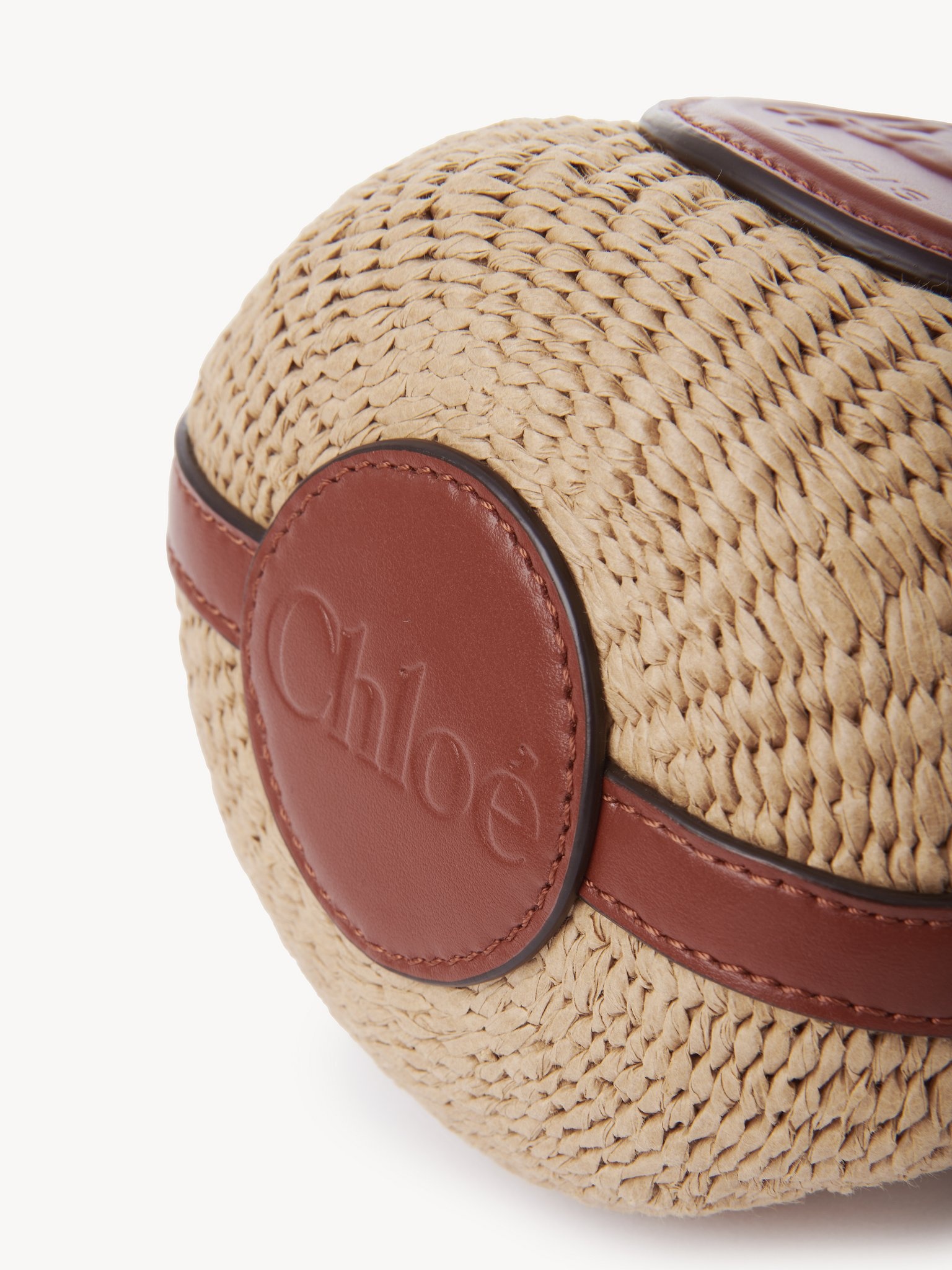 MINI HORSE MEDAL BASKET IN NATURAL FIBERS - 6