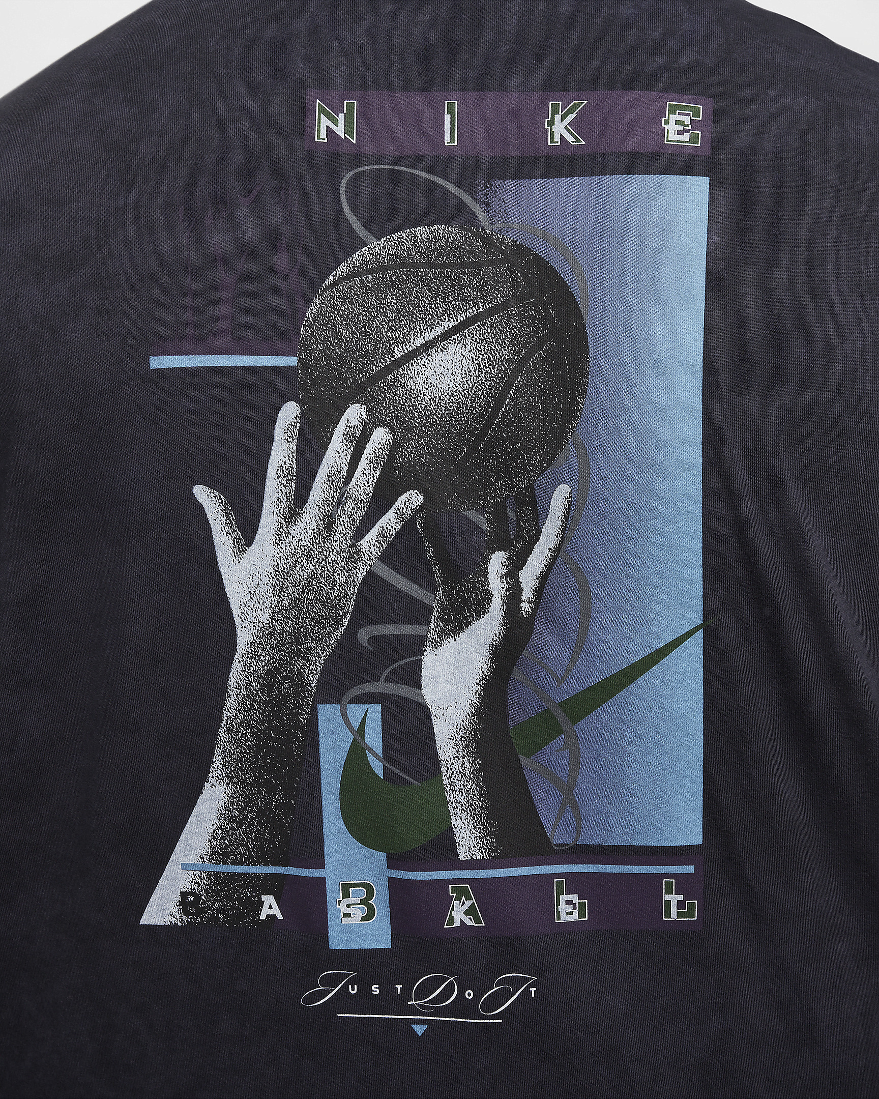 Nike Men's Max90 Long-Sleeve Basketball T-Shirt - 11