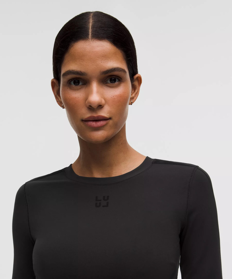 Wunder Train Cropped Long-Sleeve Shirt *Flocked 4