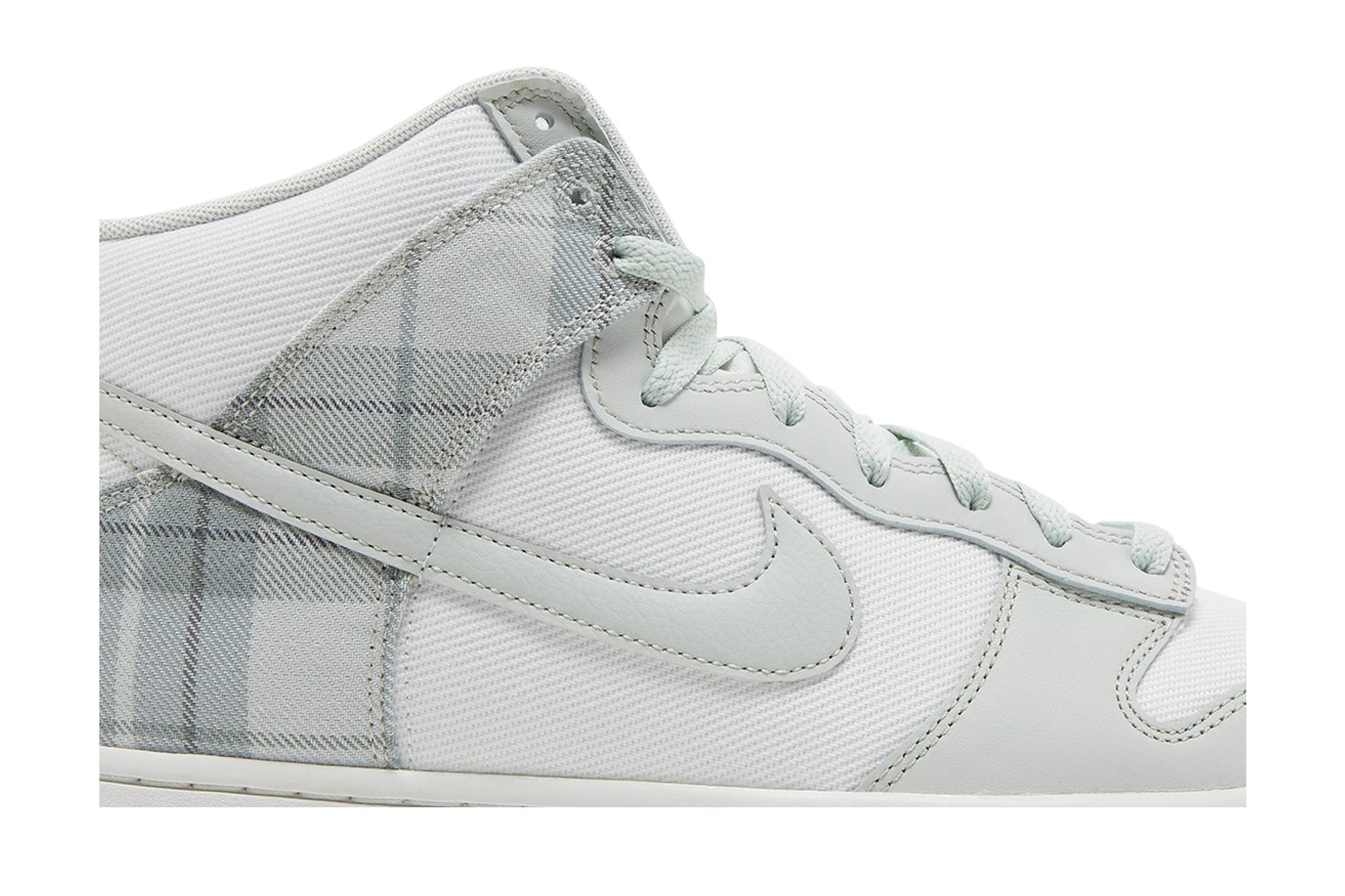 Dunk High SE 'Mint Plaid' - 2