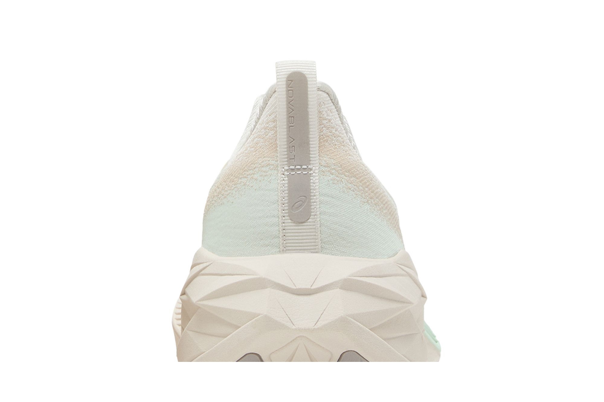 Wmns Novablast 4 'Oatmeal Moonrock' - 7