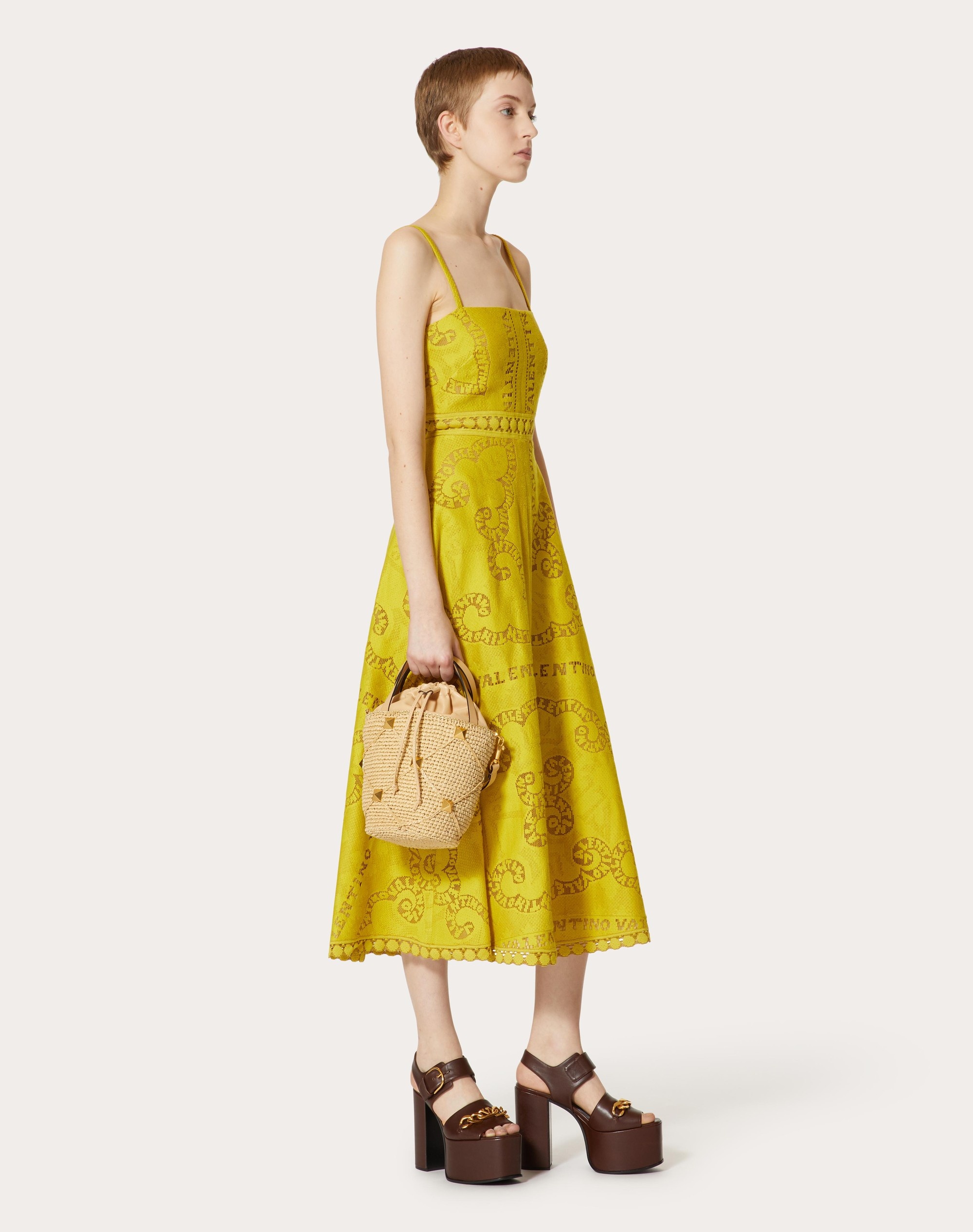 ROMAN STUD RAFFIA BUCKET BAG - 2
