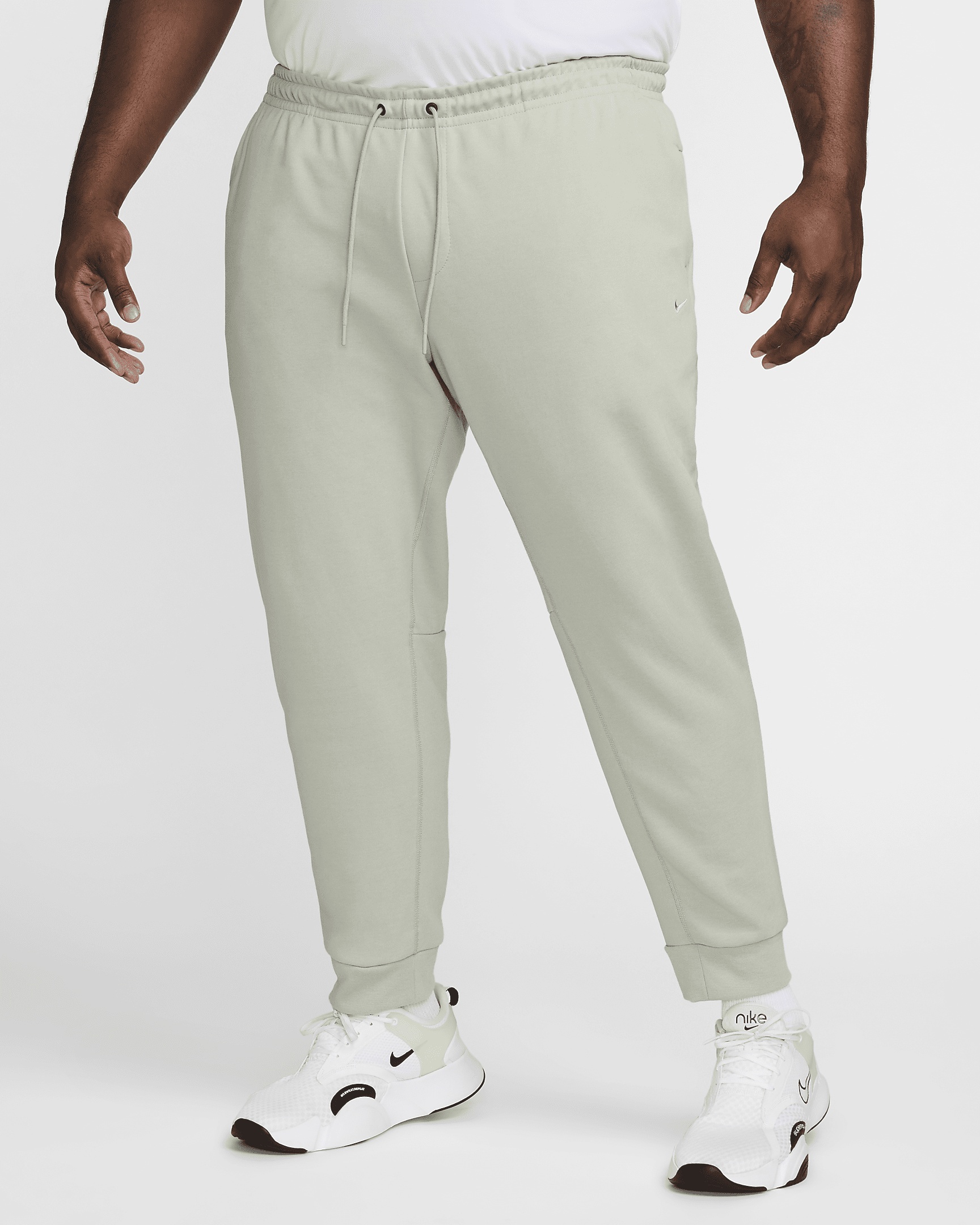 Nike Primary Men's Dri-FIT UV Versatile Joggers - 8