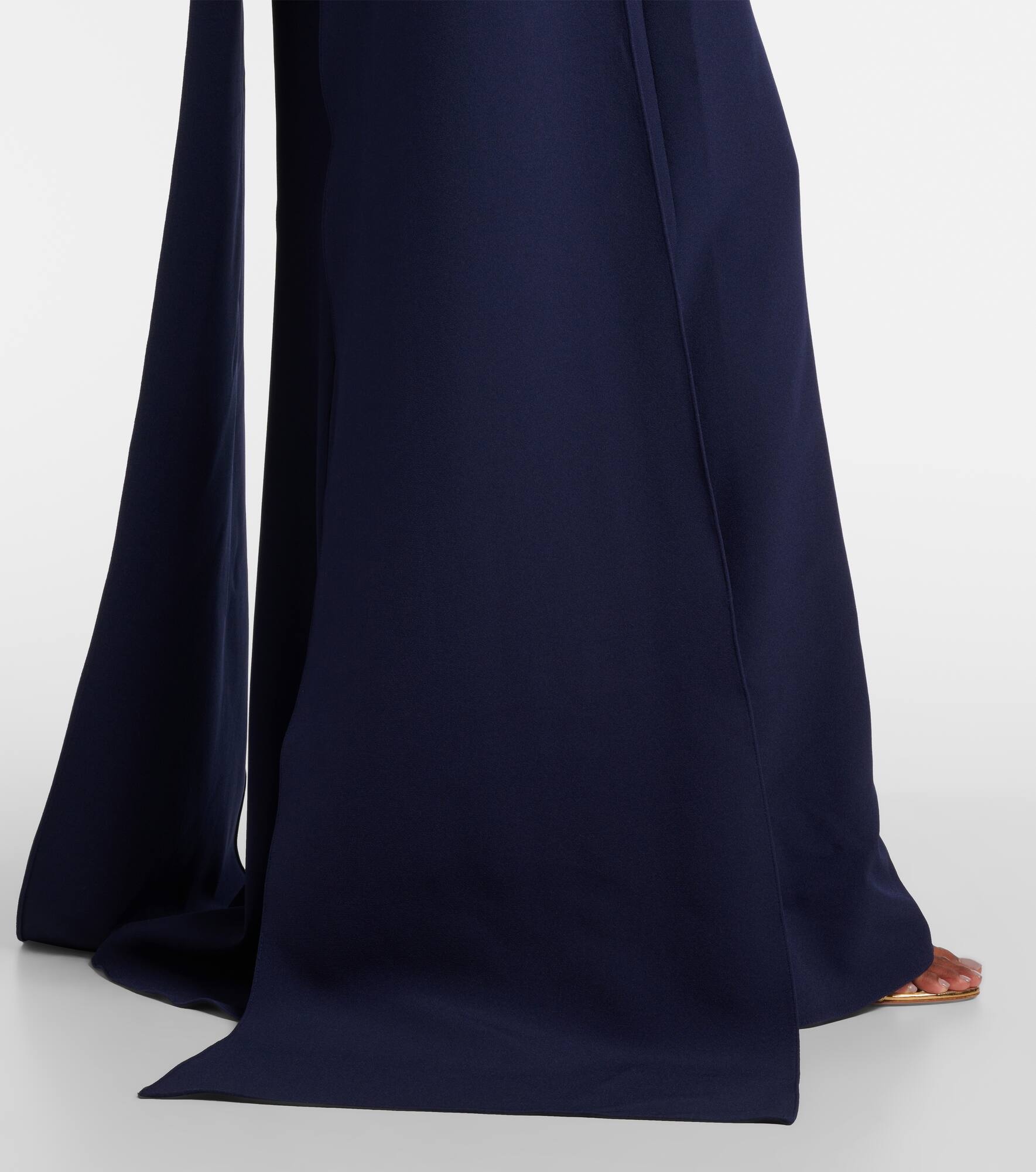 Ginevra crystal-embellished crêpe gown - 5