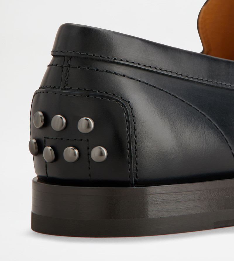 SLIPPER LOAFERS IN LEATHER - BLACK 5