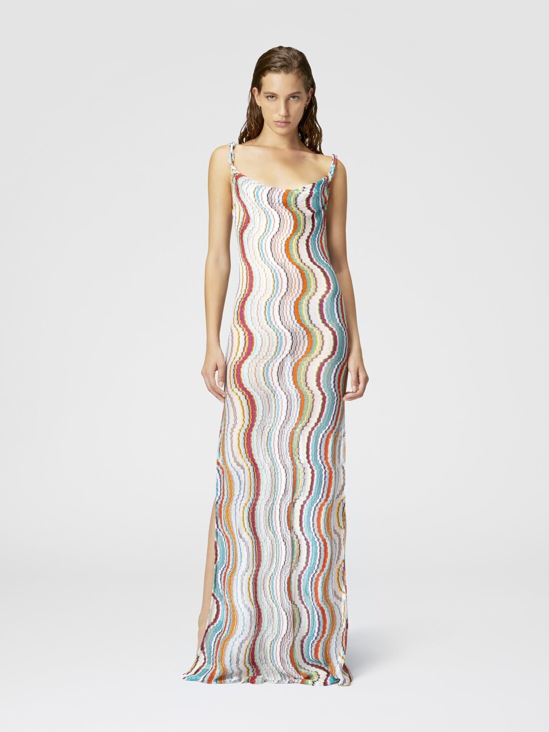 Long cover-up dress with lamé wave motif - 2