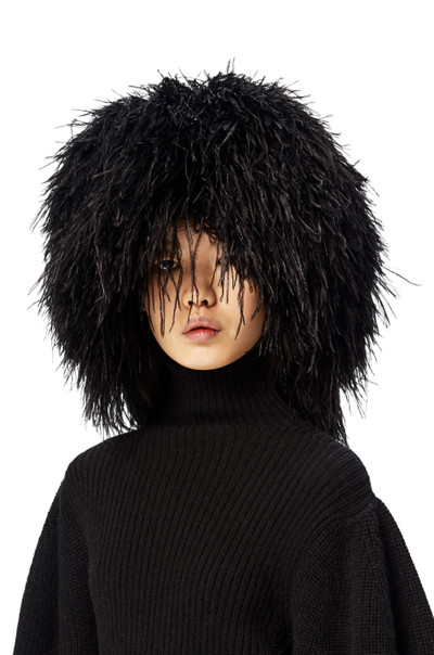 Loewe Wig hat in feathers outlook