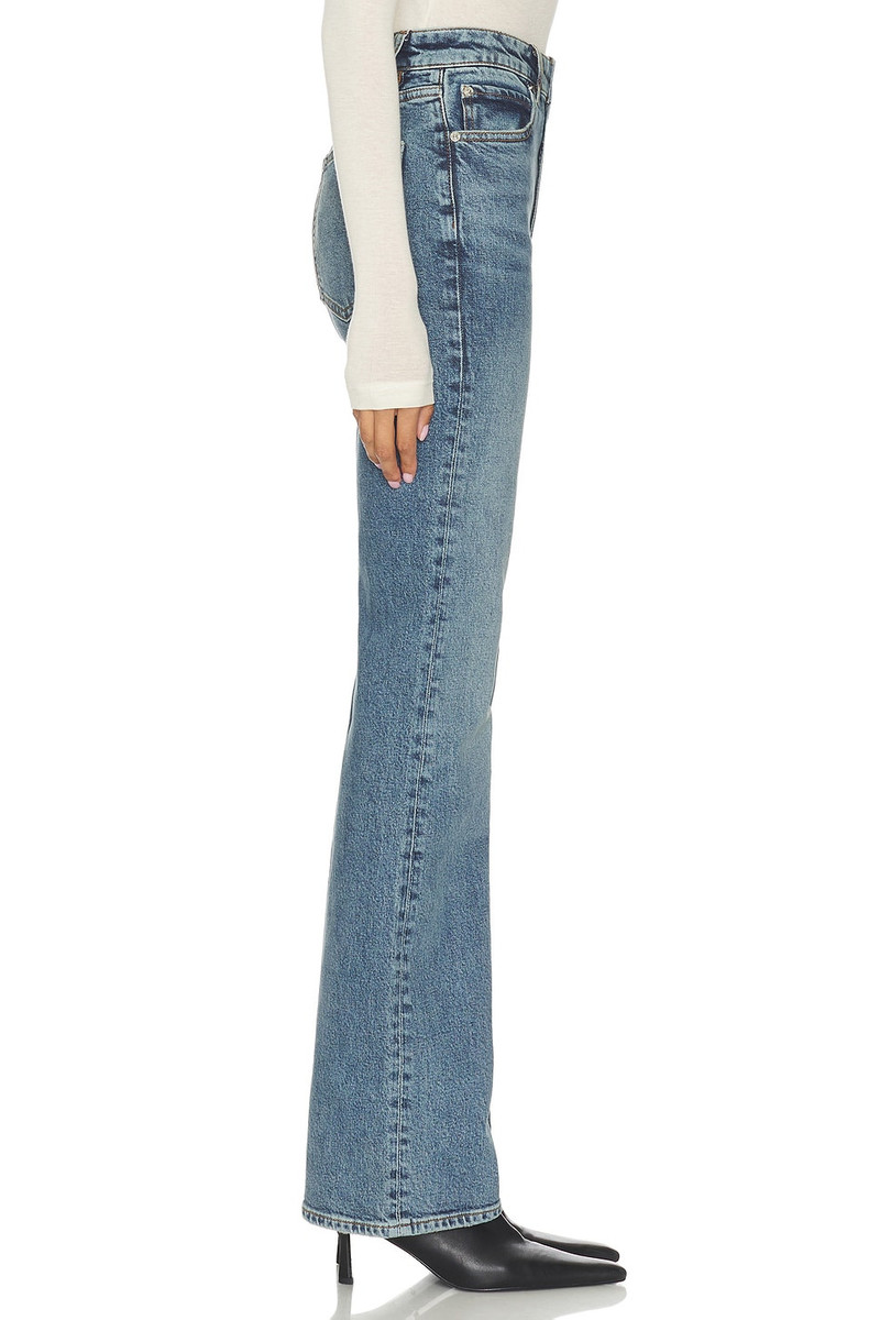 FRAME The Arrow Jeans outlook