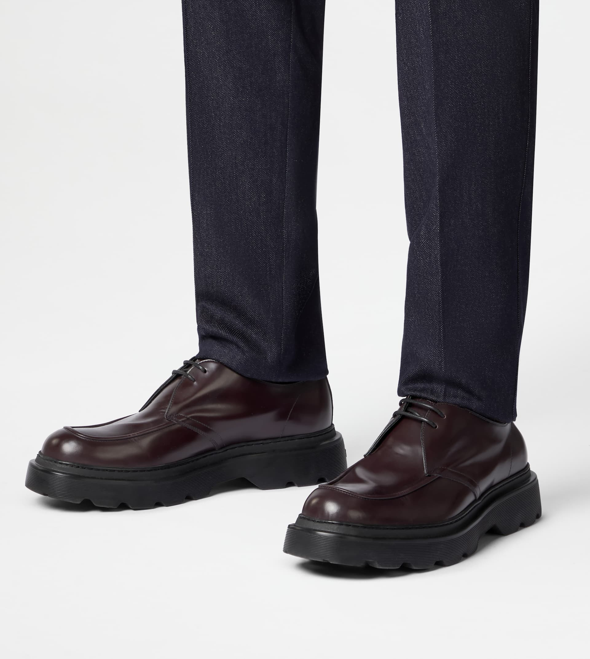 LACE-UPS IN LEATHER - BURGUNDY - 7