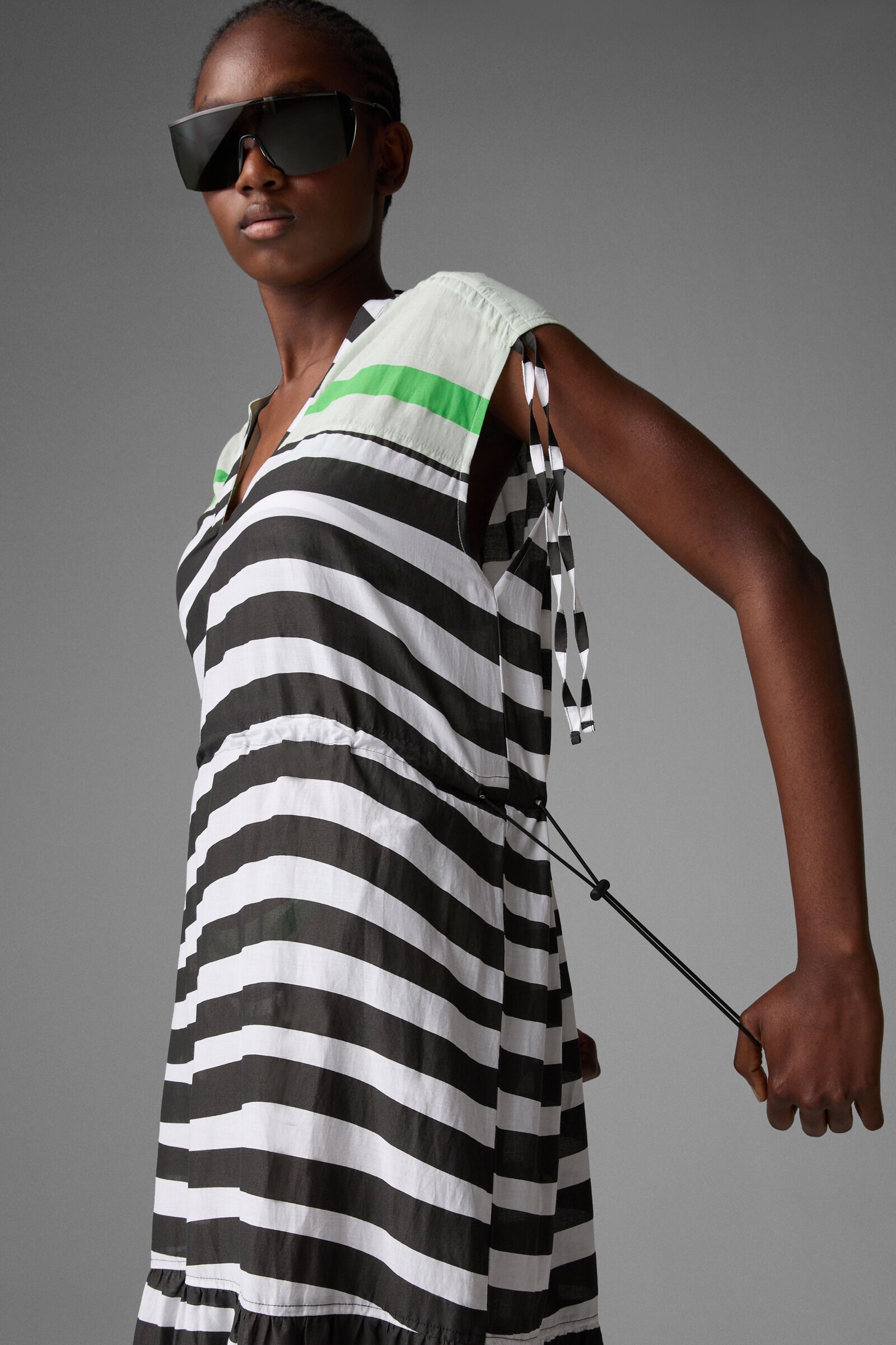 Julia Beach dress in Black/White - 5