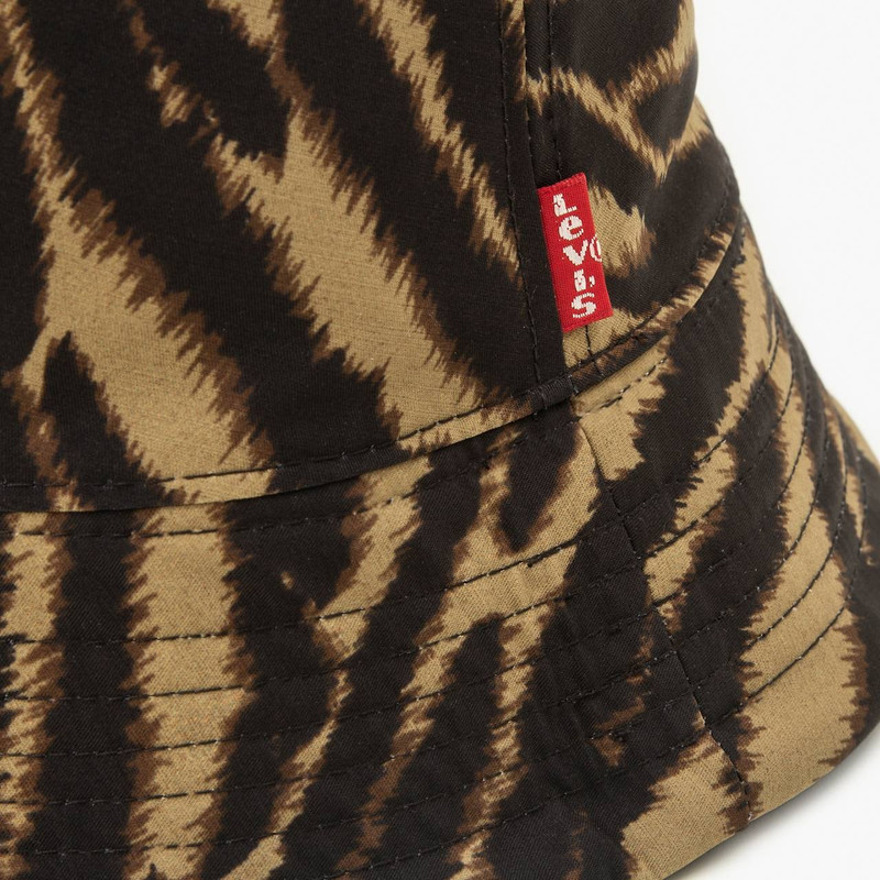 REVERSIBLE BUCKET HAT 5