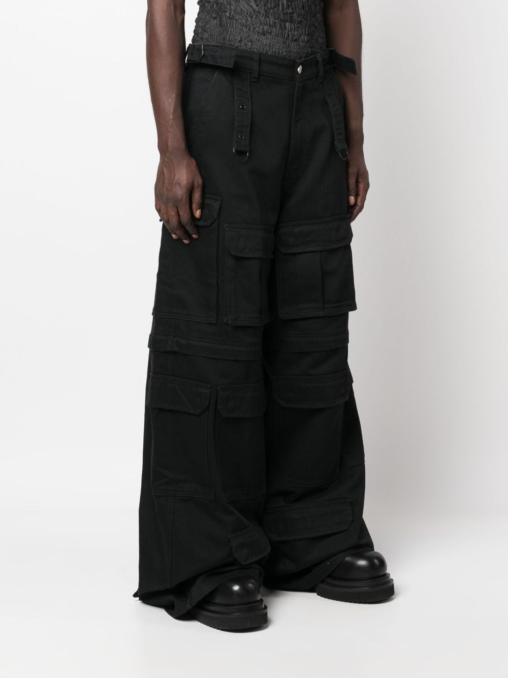 detachable-legs cargo jeans - 4