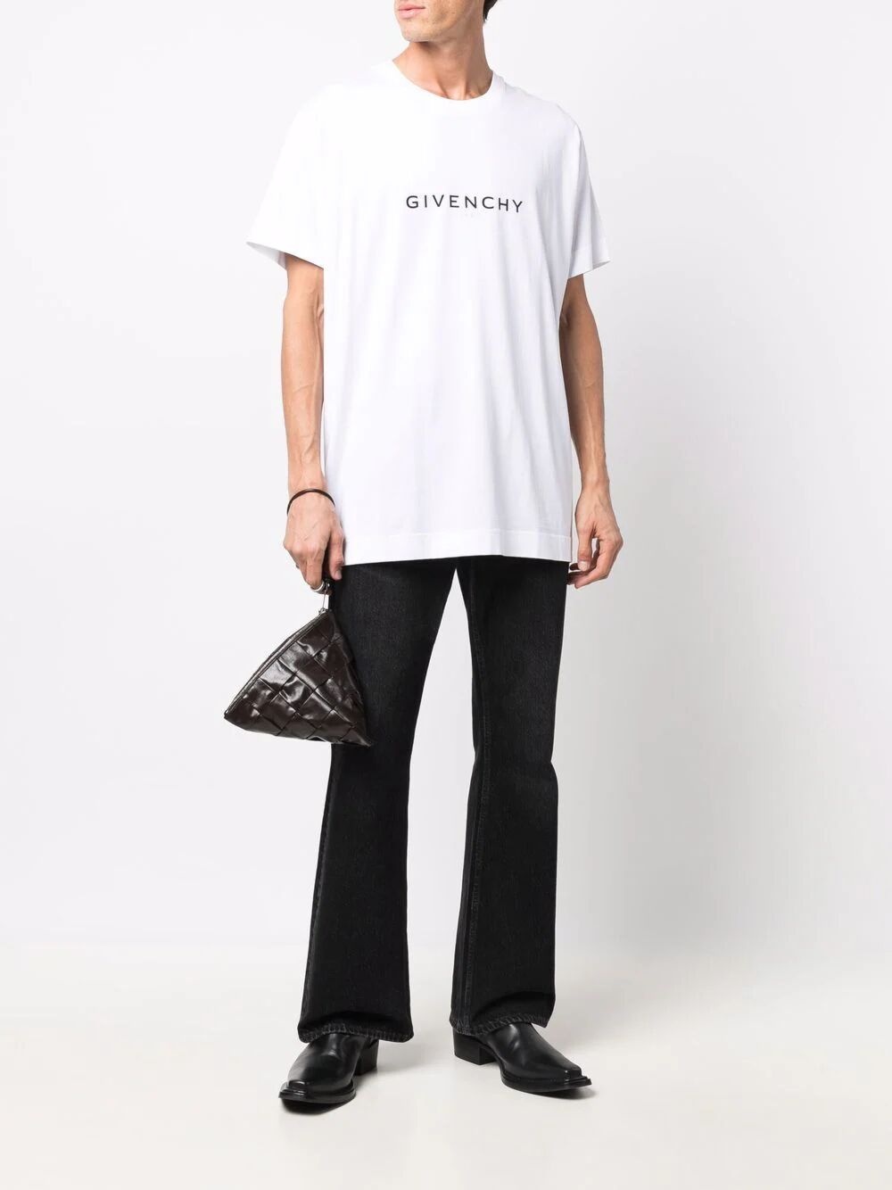 Givenchy reverse oversized t-shirt in cotton - 2