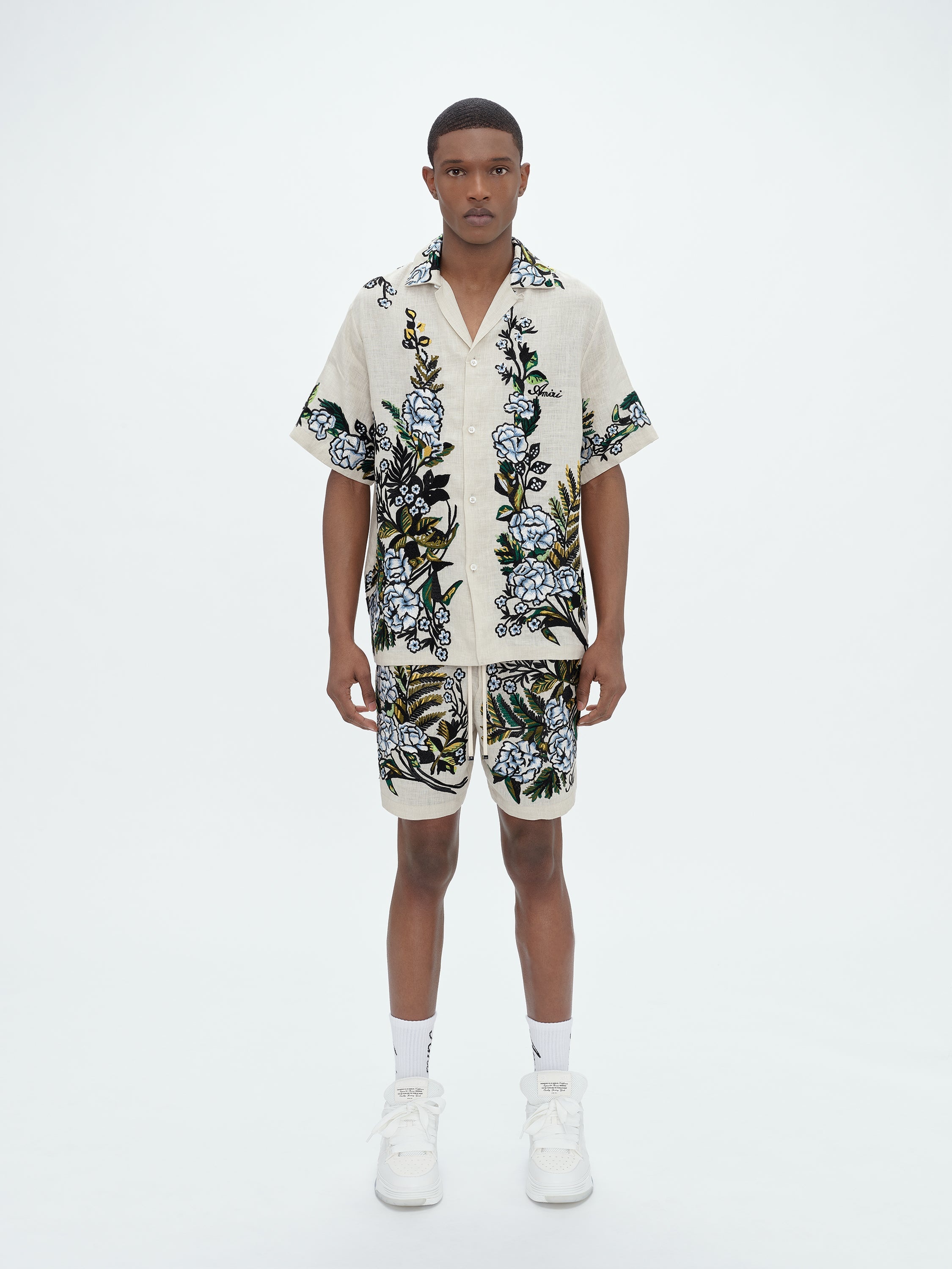 EMBRODIERED FLORAL SHORT - 2