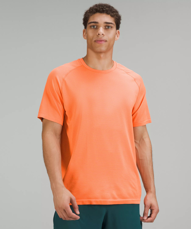 Metal Vent Tech Short-Sleeve Shirt 2.0 1