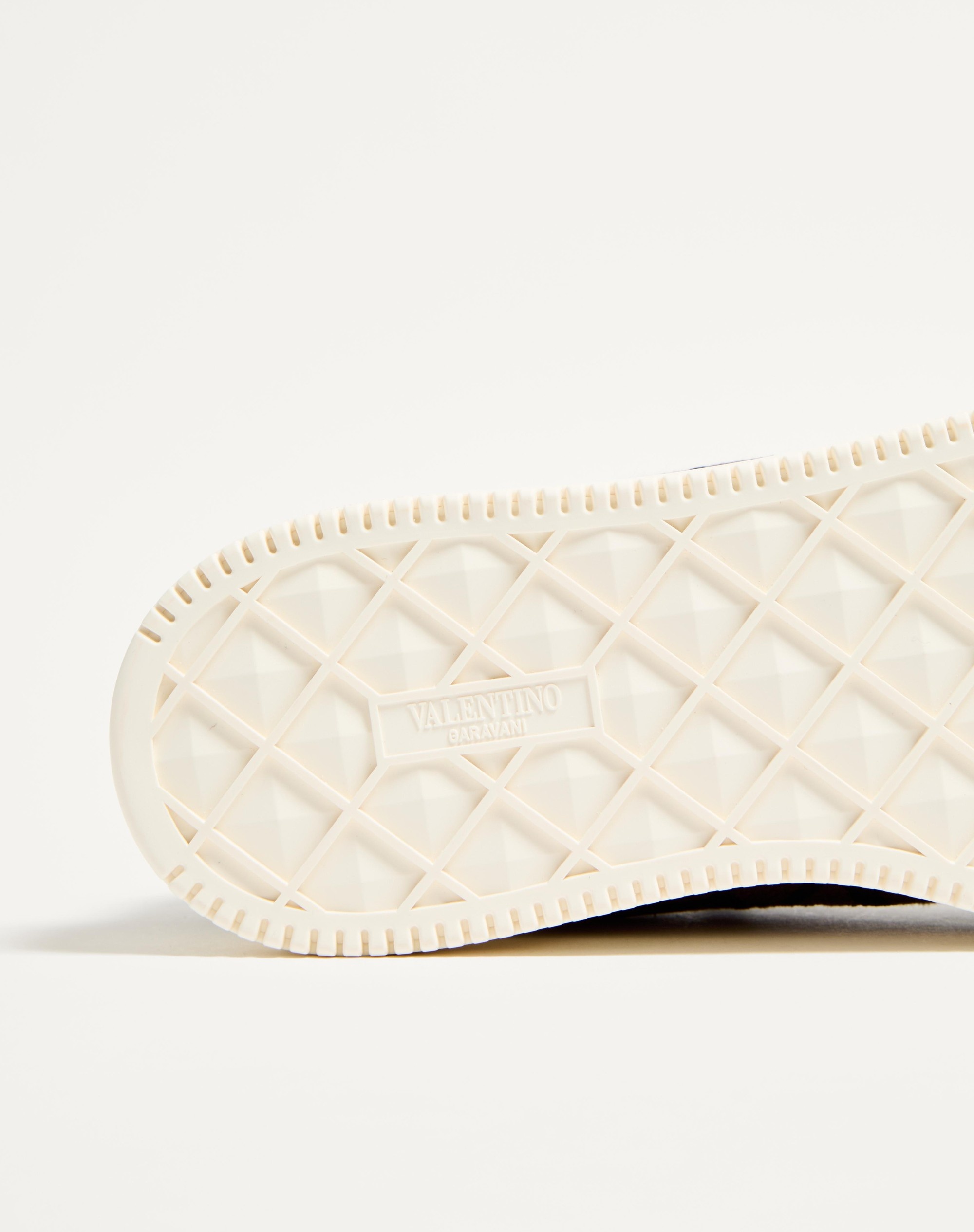 ONE STUD XL LOW-TOP SNEAKER IN NAPPA LEATHER AND TOILE ICONOGRAPHE FABRIC - 4