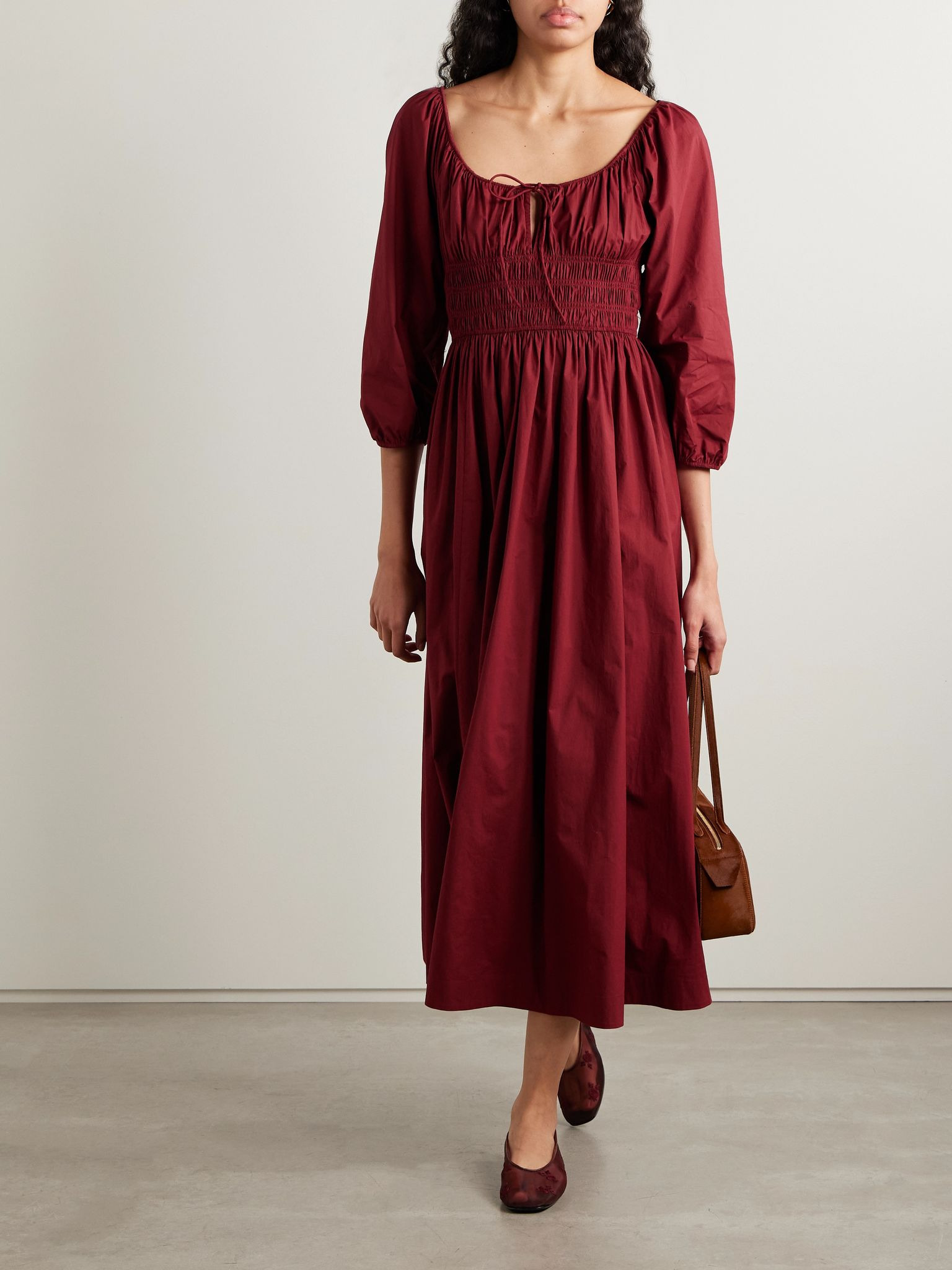 Quintessa tie-detailed shirred organic cotton-poplin midi dress Burgundy - 2