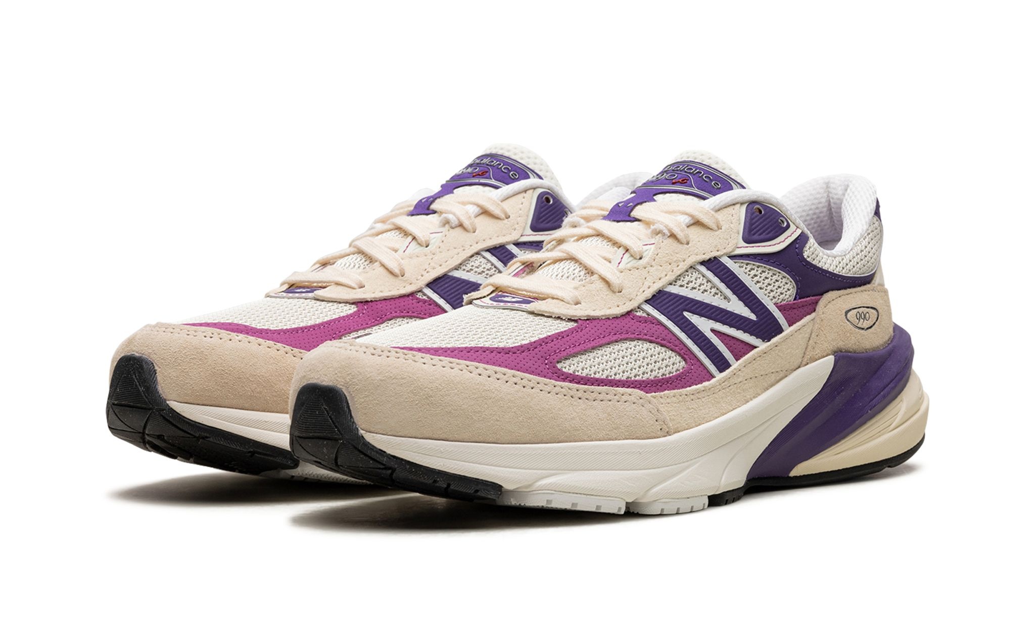 990v6 "Made in USA - Macadamia Nut Magenta" - 2
