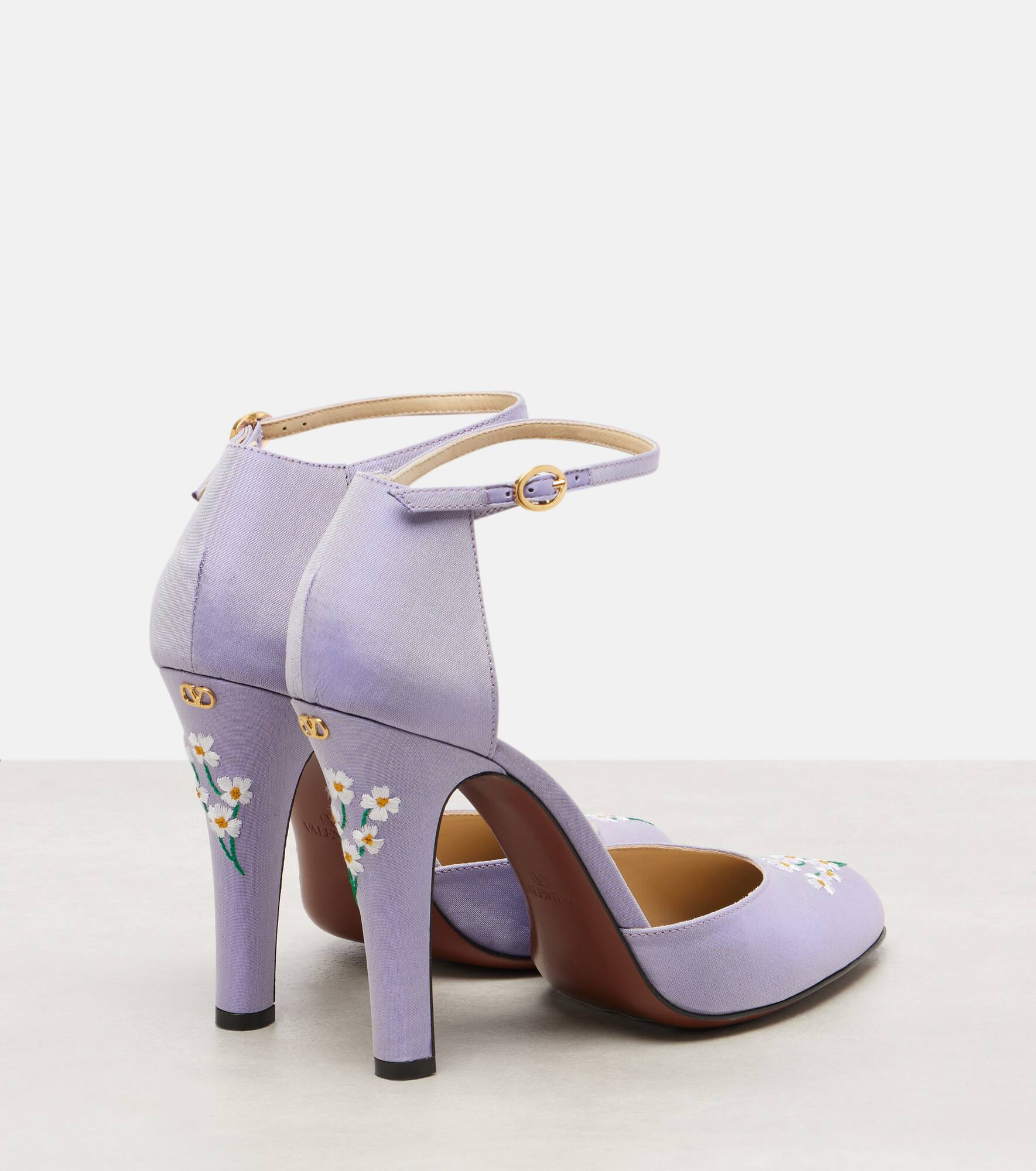 Hi Dolly 105 embroidered satin pumps - 2