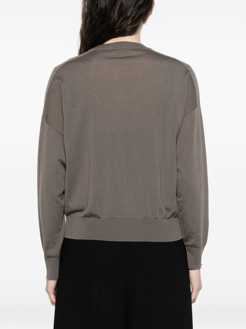 V-neck sweater 4