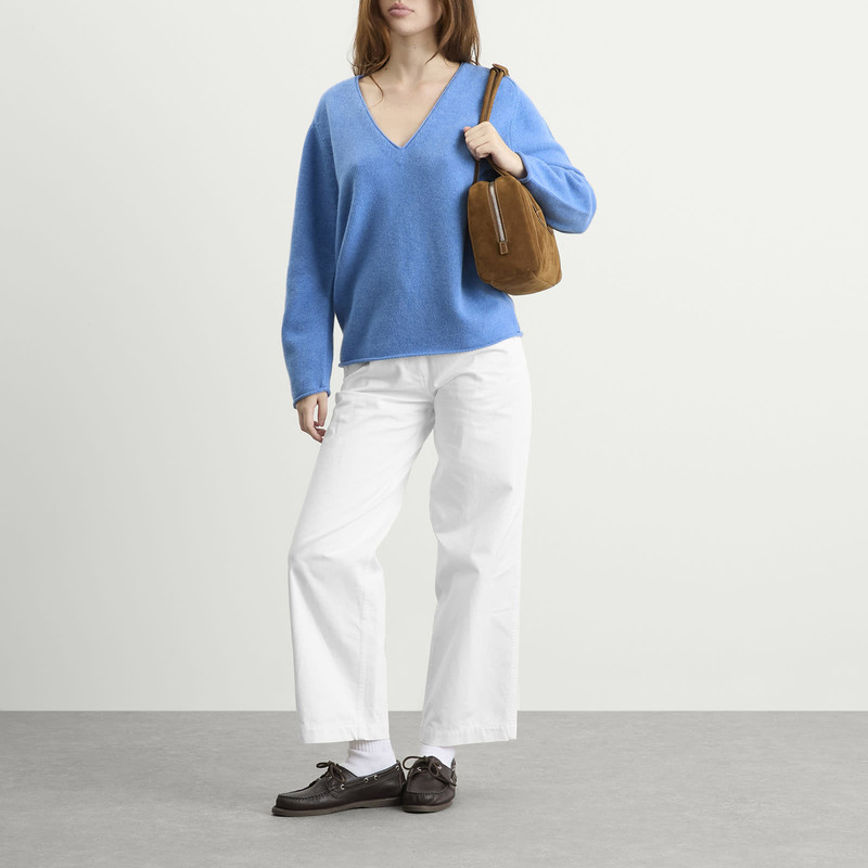 NOTHING WRITTEN Nothing Written Cerin Deep V-Neck Pullover outlook