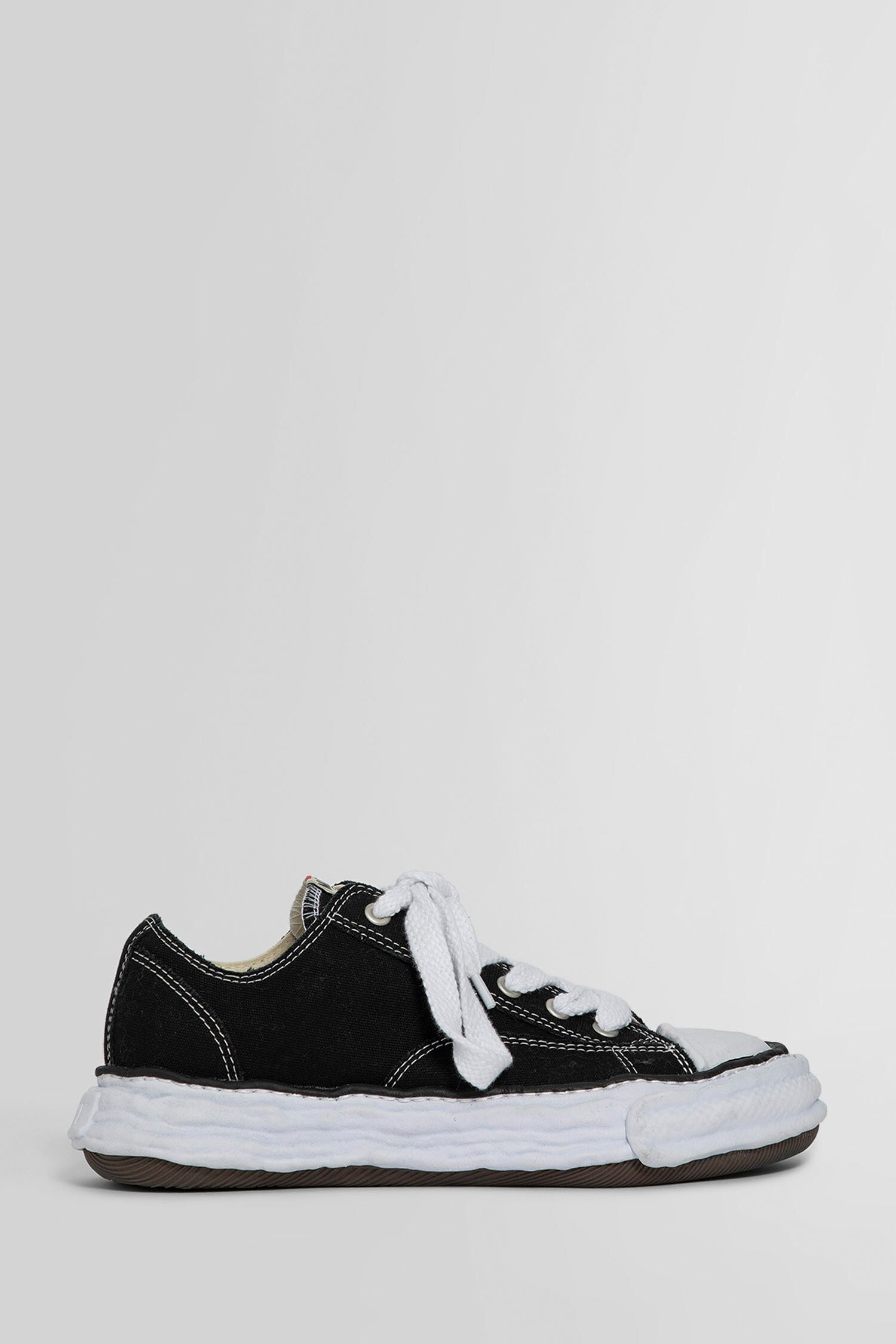 MAISON MIHARA YASUHIRO UNISEX BLACK SNEAKERS - 1