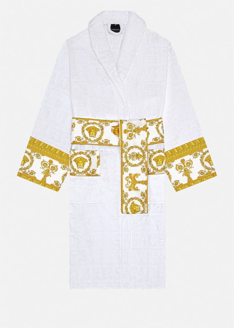 I ♡  Baroque Bathrobe 1
