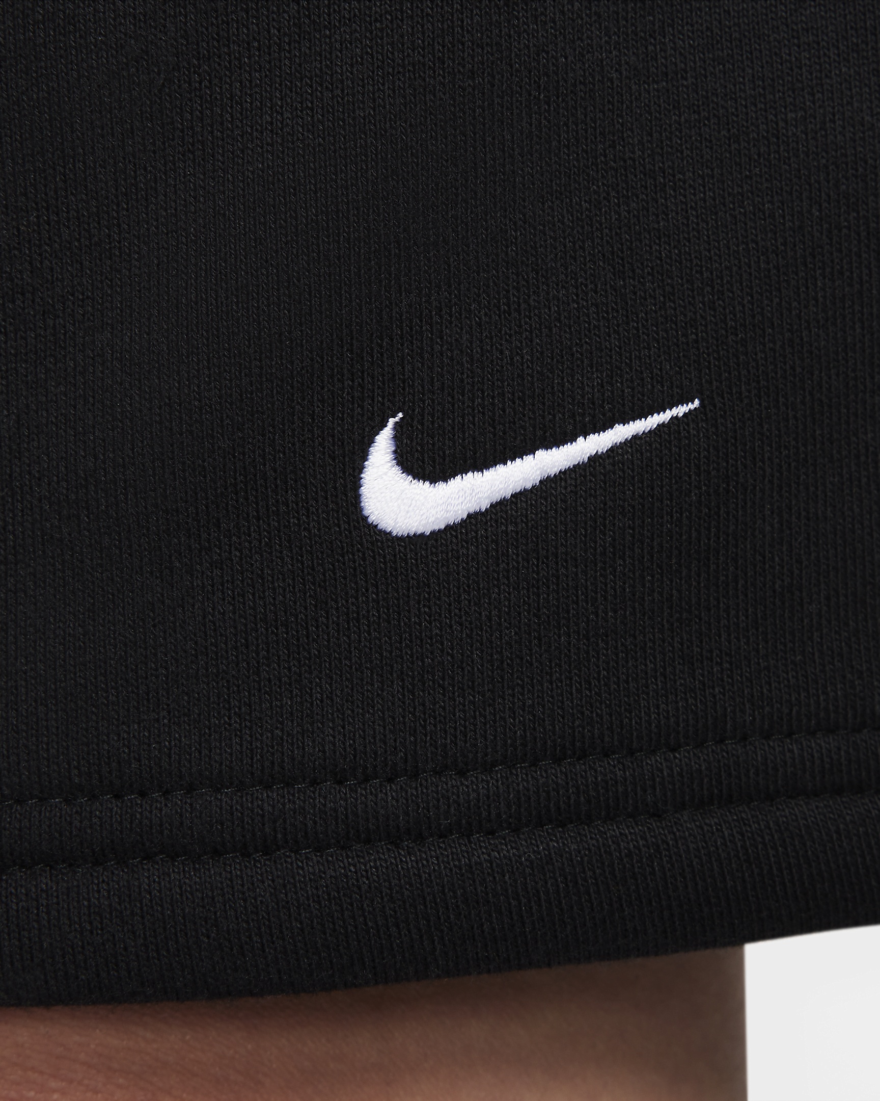 Nike Solo Swoosh Fleece Shorts - 6