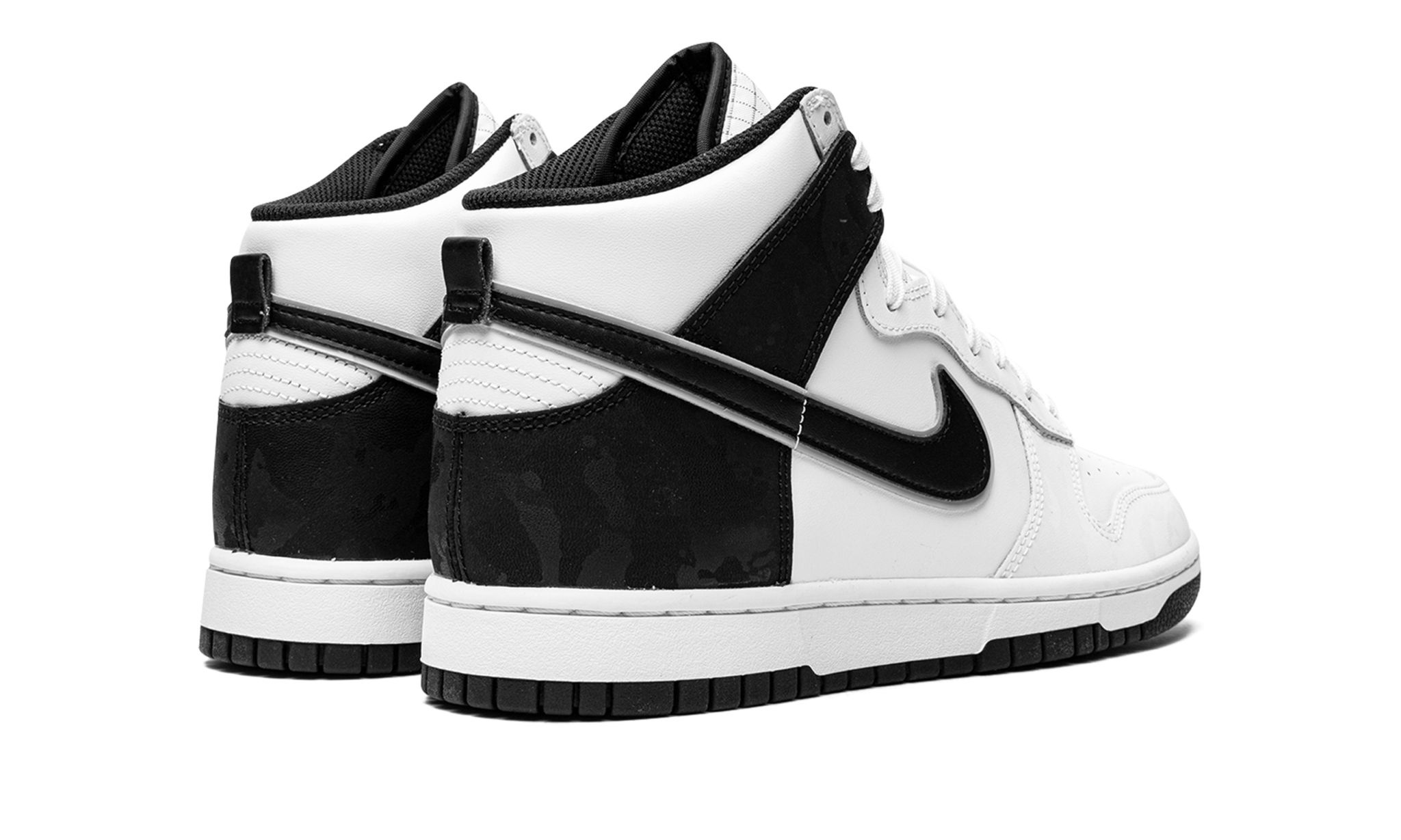 Dunk High Retro SE "White Black Camo" - 3