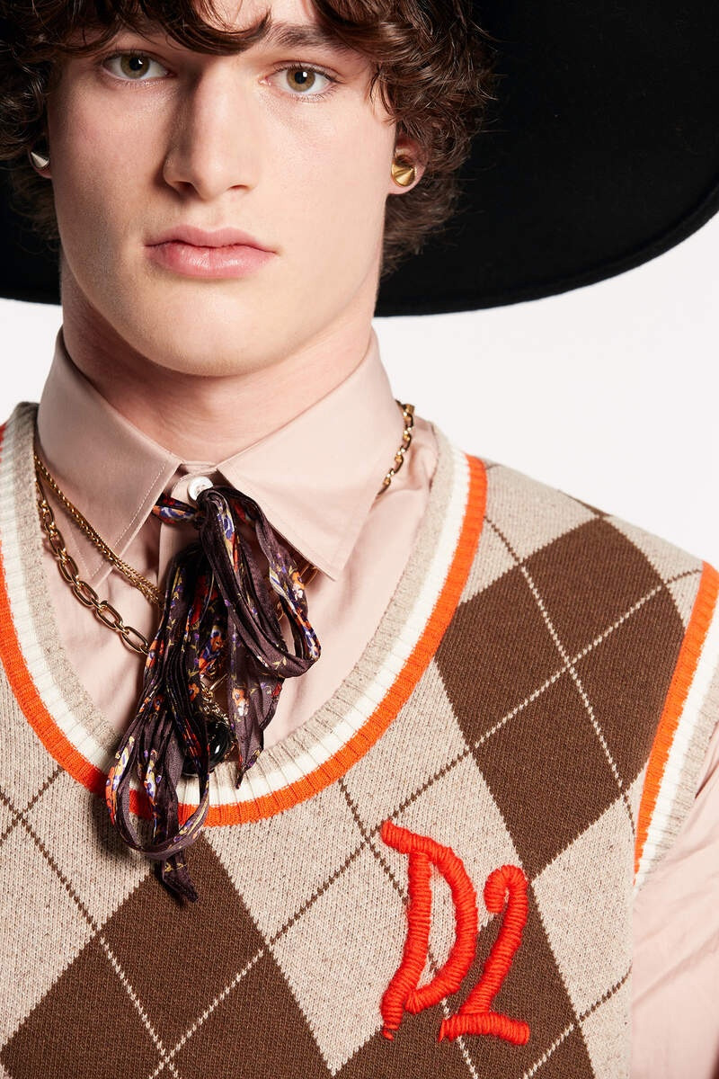 D2 ARGYLE VEST KNIT 4