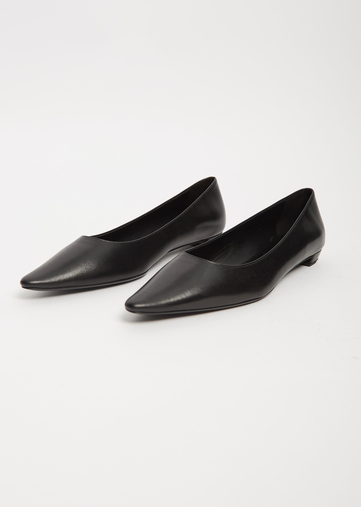 Claudette Flat — Black - 3