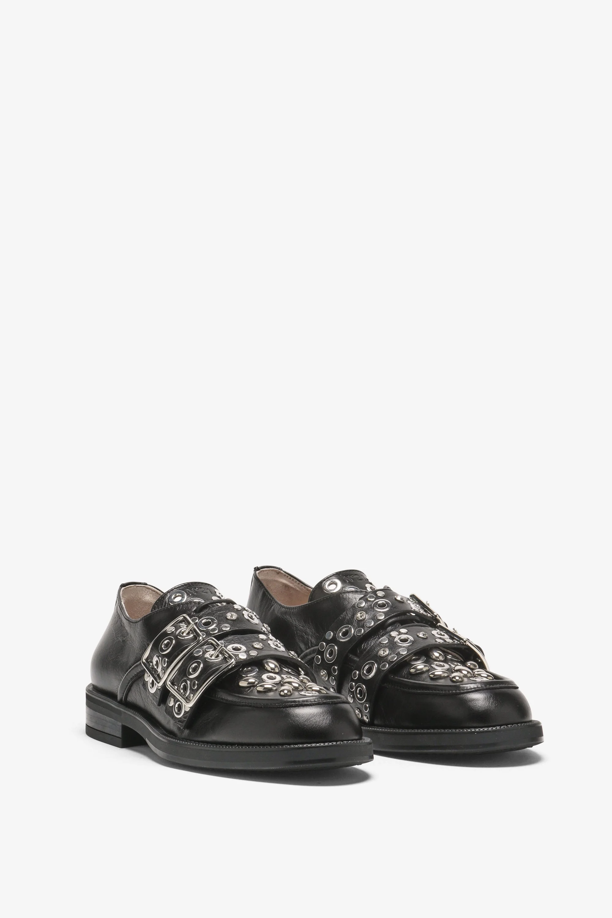 DERBY WITH STUDS - 1