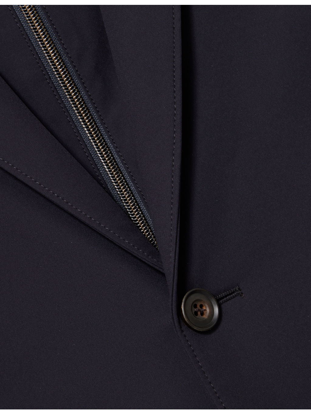 Outdoor Notched-Collar Waterproof Jacket - 7