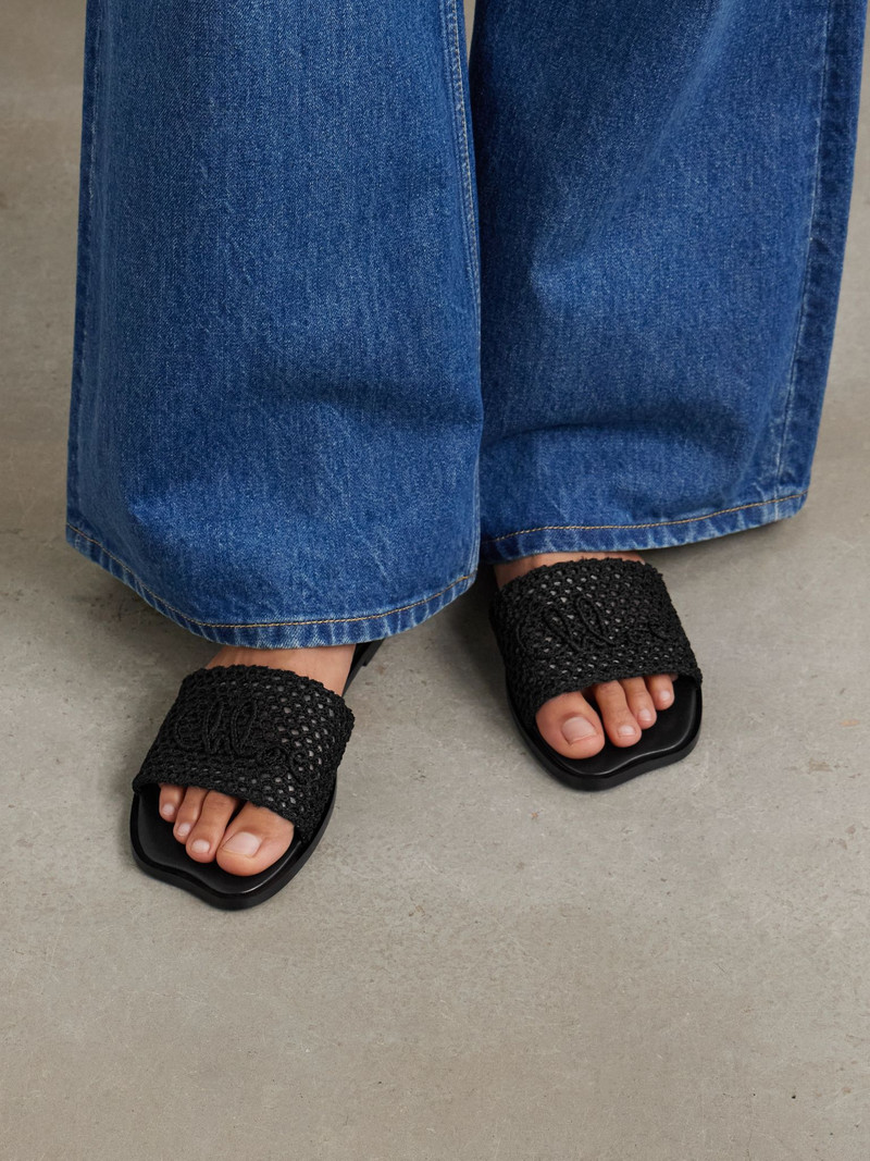 Chloé Flower crocheted slides Black outlook