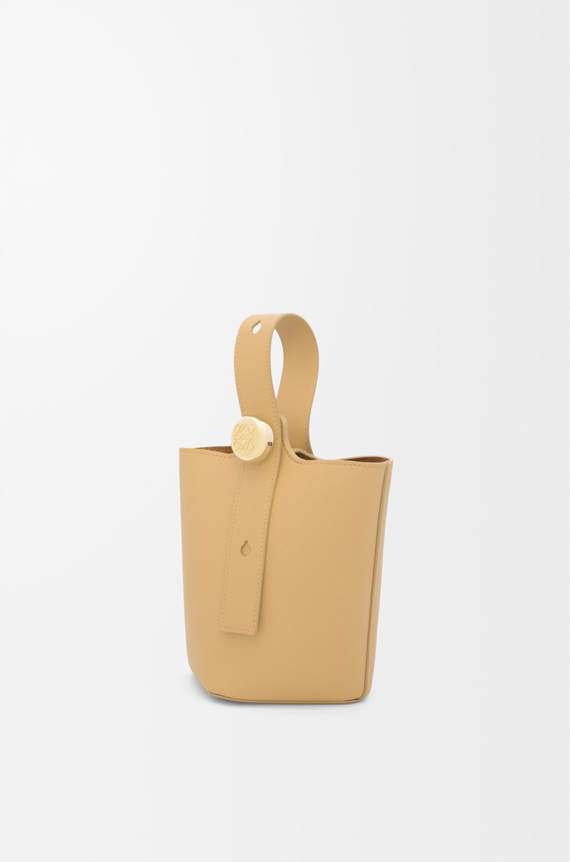Loewe Mini Pebble bucket in smooth calfskin outlook
