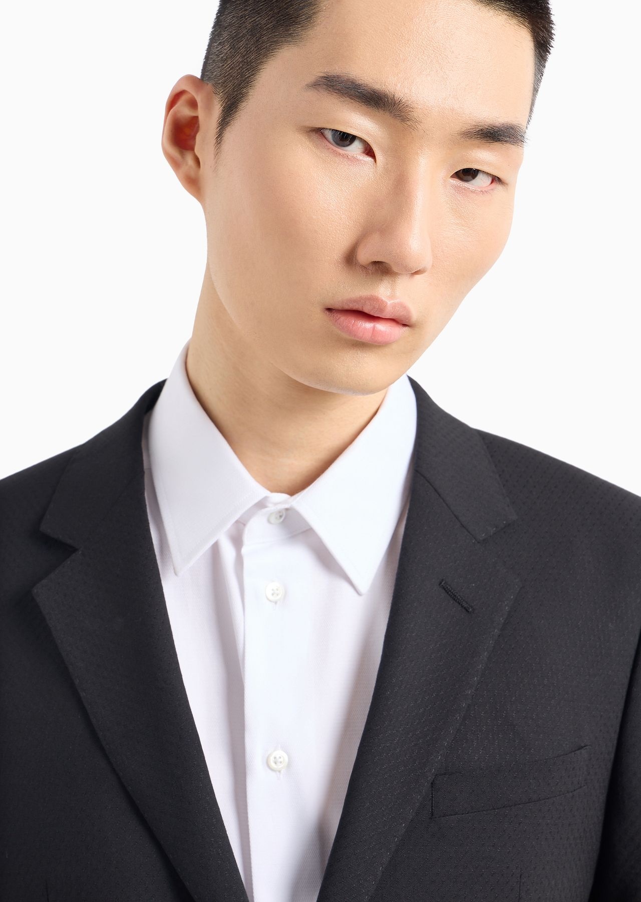 Single-breasted slim-fit suit with notched lapels in micro-patterned stretch wool crêpe - 5