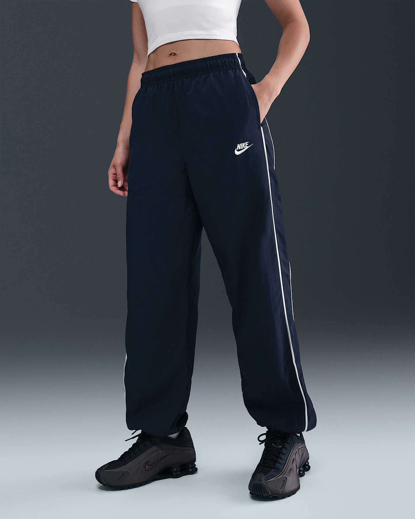 Nike Sportswear Windrunner Women's Woven Pants - 2