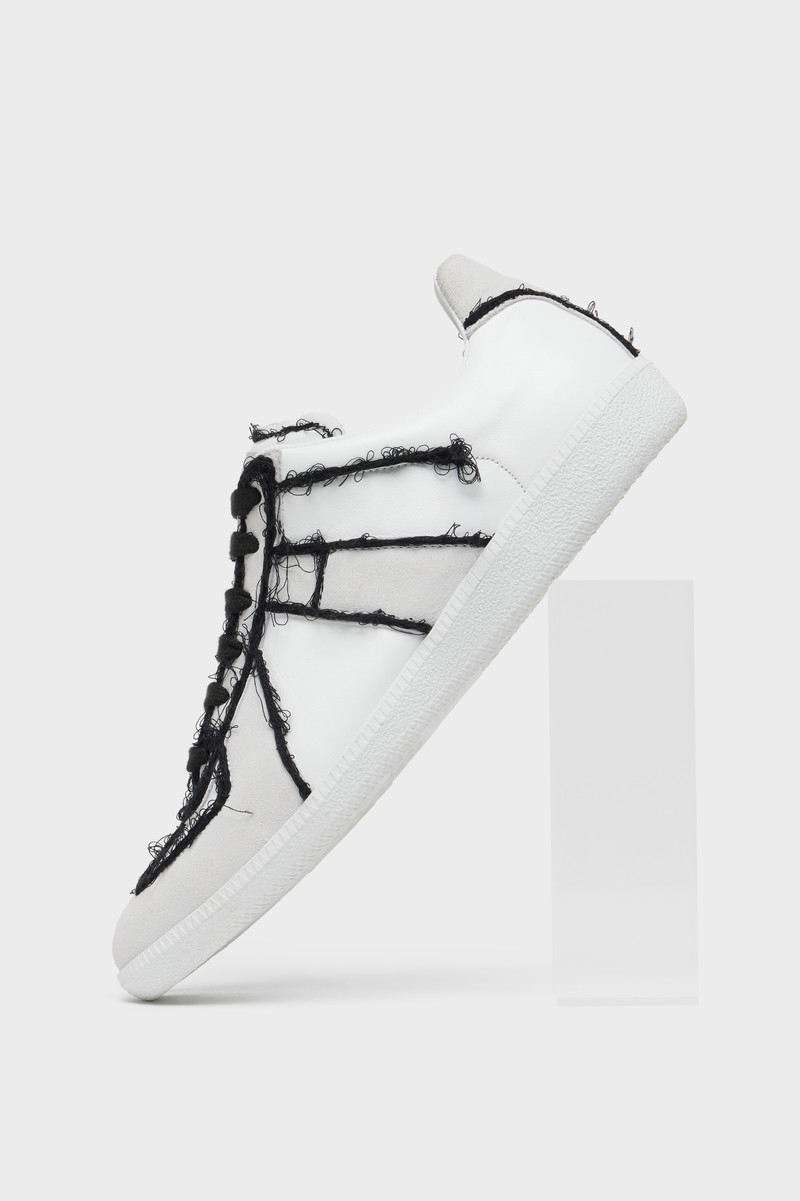 Replica Sneaker Embroidery - 1
