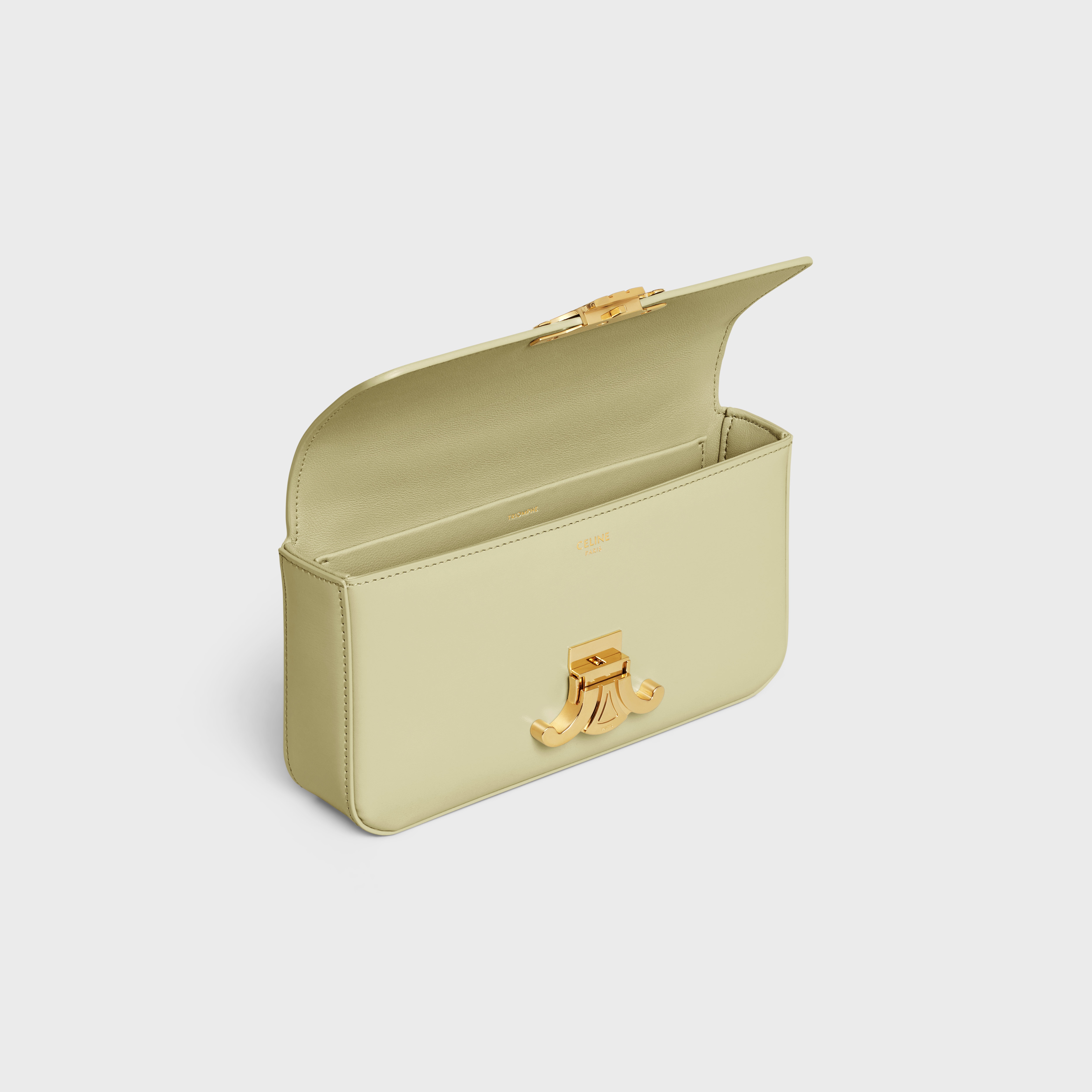 CHAIN SHOULDER BAG triomphe in shiny calfskin - 4