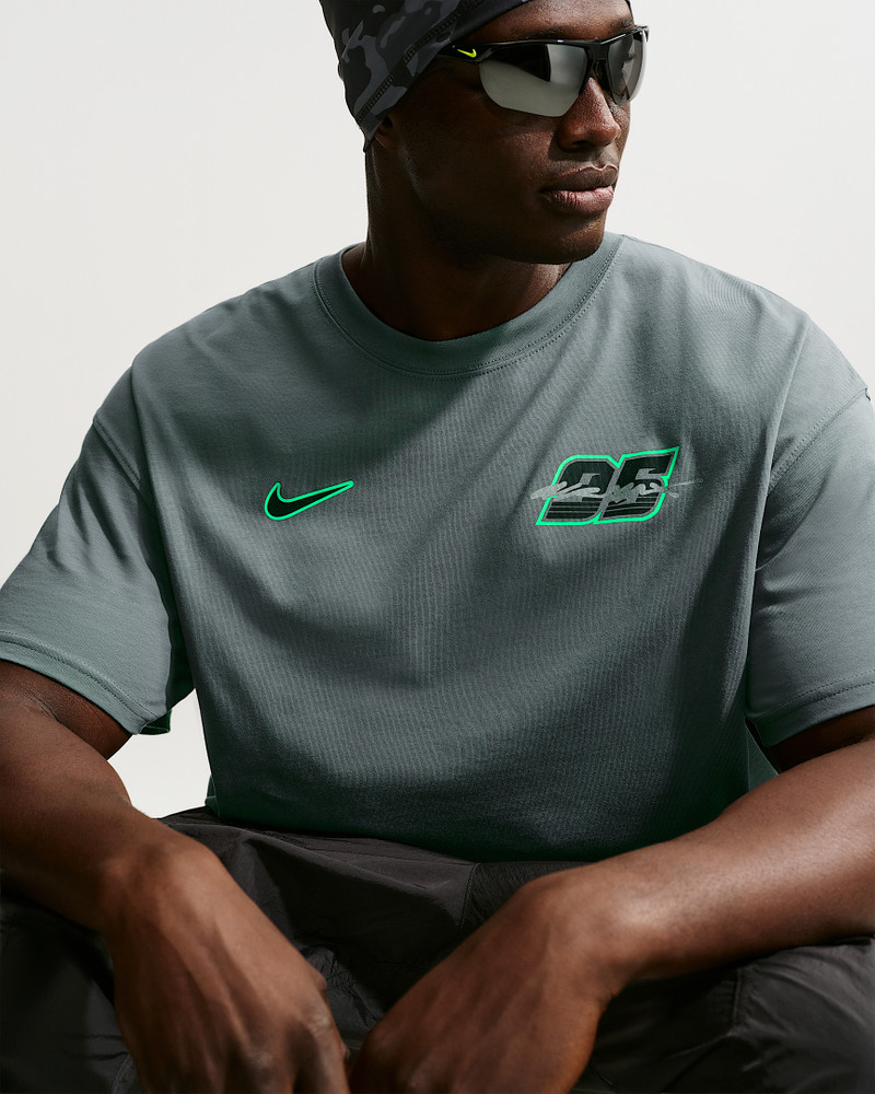 Nike Sportswear Men's Max90 T-Shirt 8