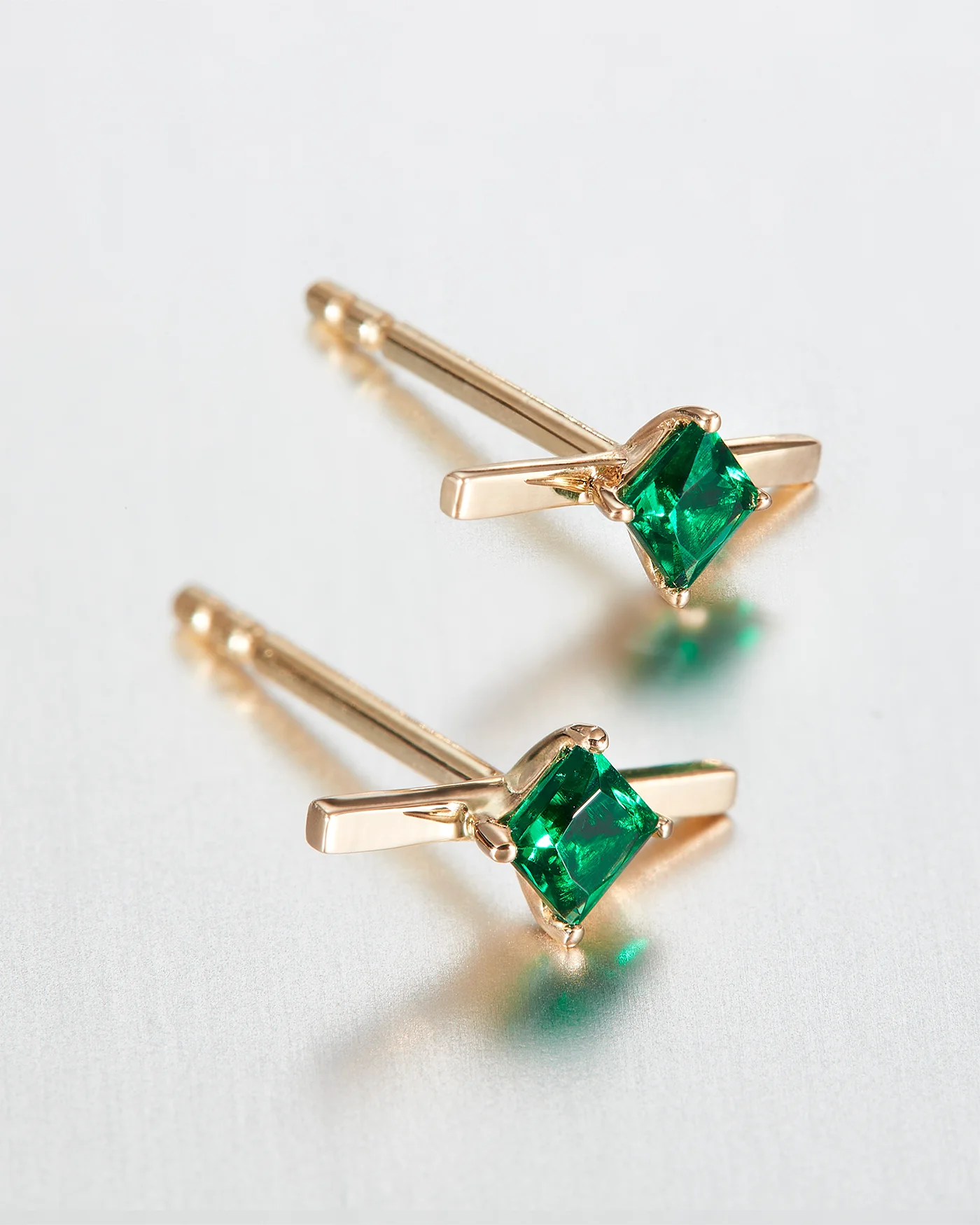 14K Princess Cut Emerald Bar Stud Earrings - 1